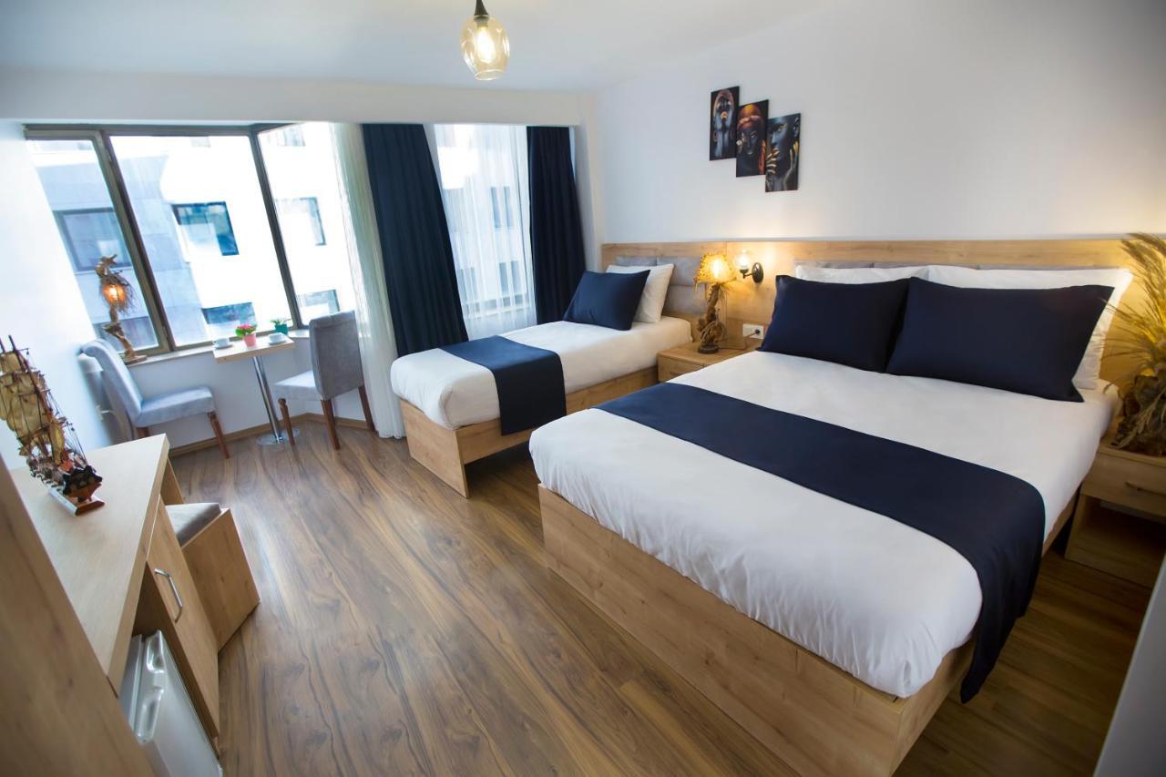 Deluxe Family Suite