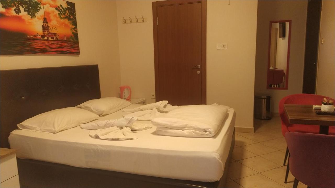 Twin Room Private Bathroom