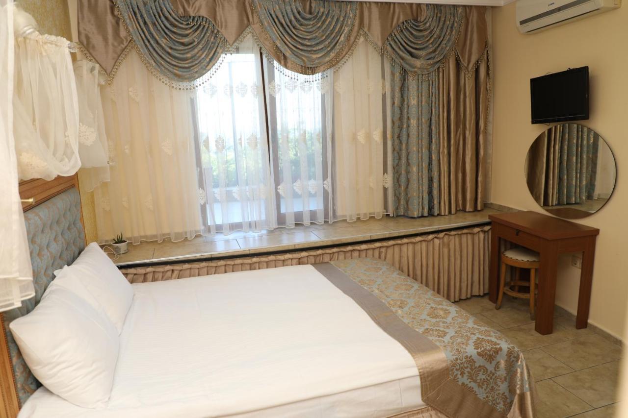 Economy Double Room Garden View Basement Floor