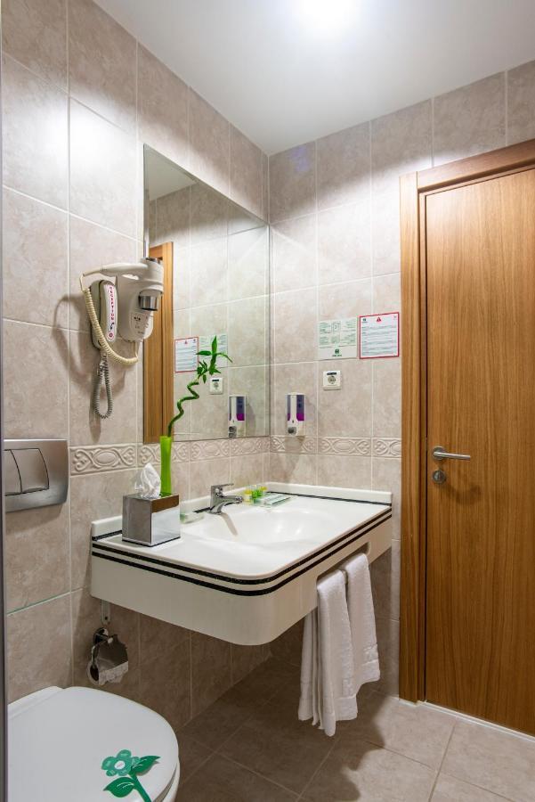 Double Room or Twin Room