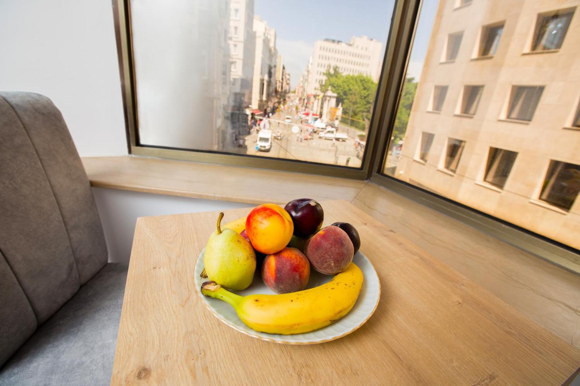 Deluxe Double or Twin Room City View
