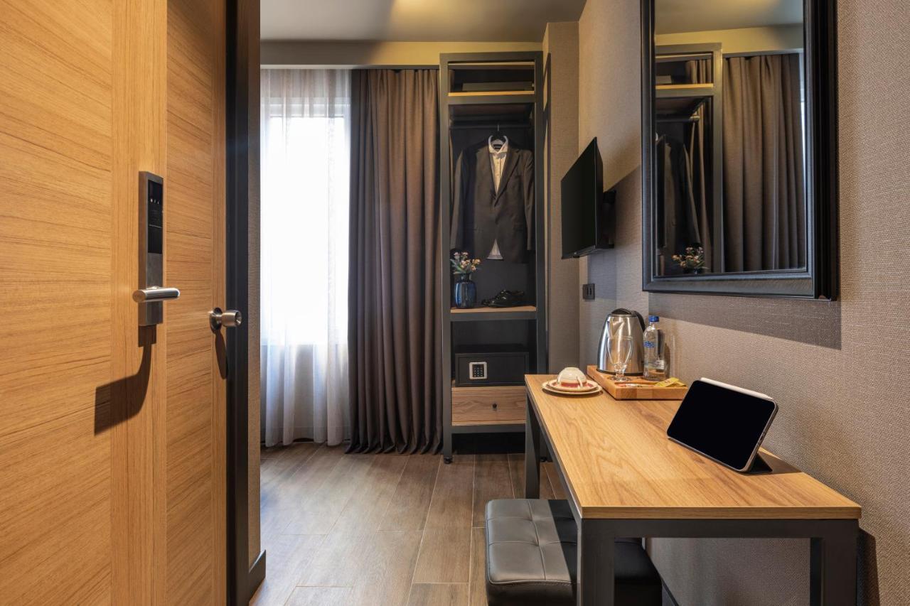 Superior Single Room