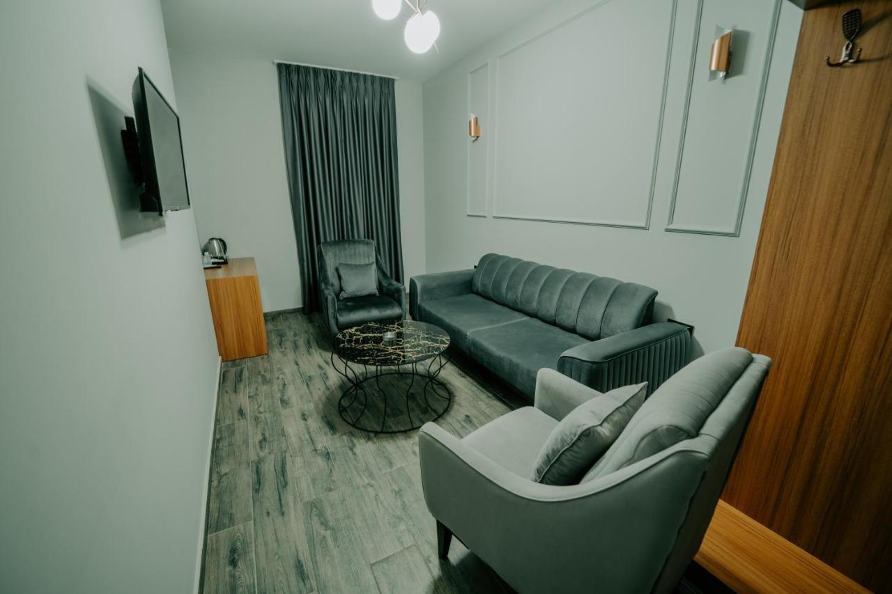 Luxury Triple Room
