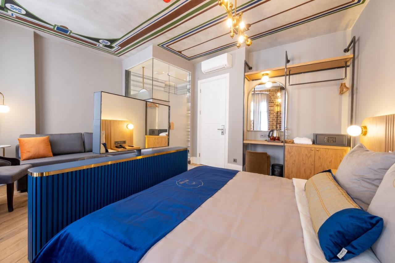 Penthouse Apartment