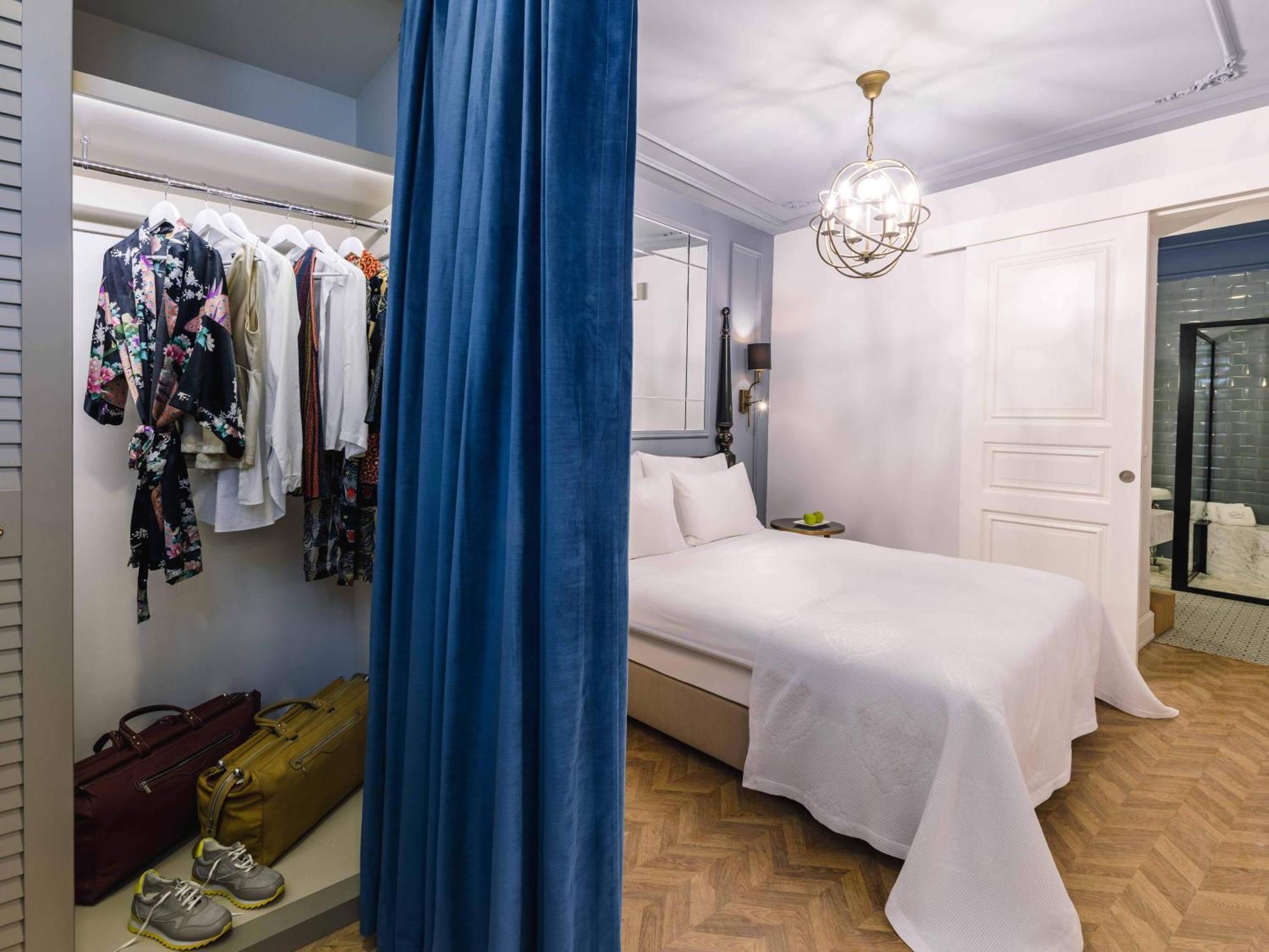 Deluxe Double Room Extra Bed
