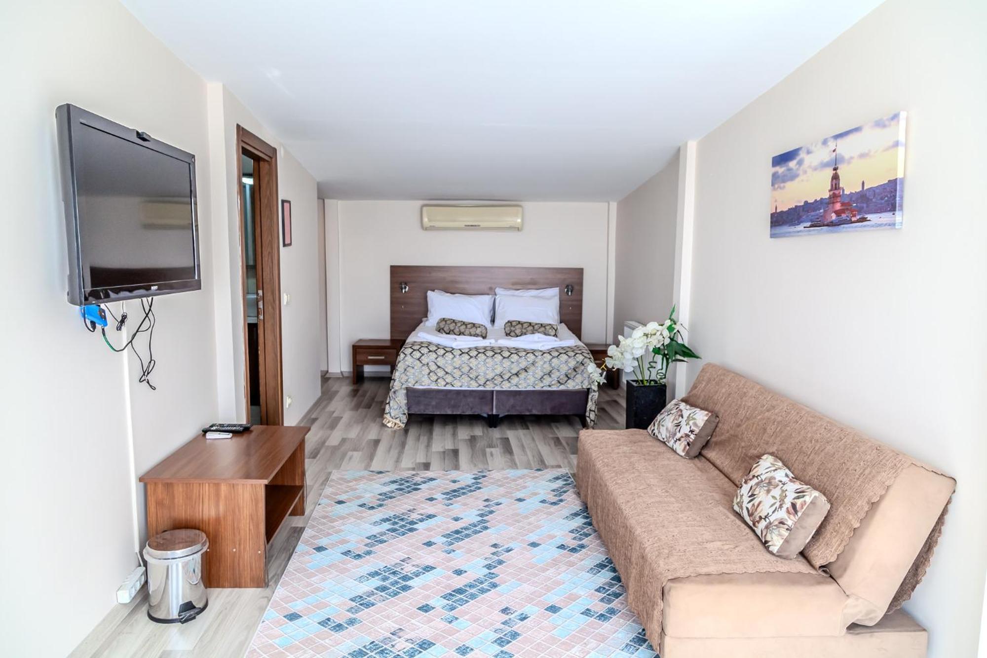 Double Room Balcony Sea View