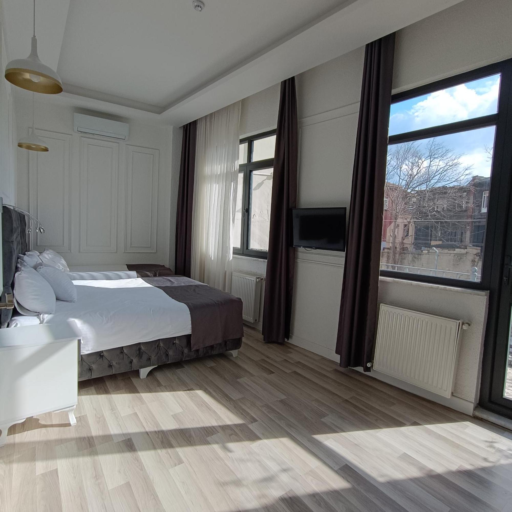 Triple Room Balcony