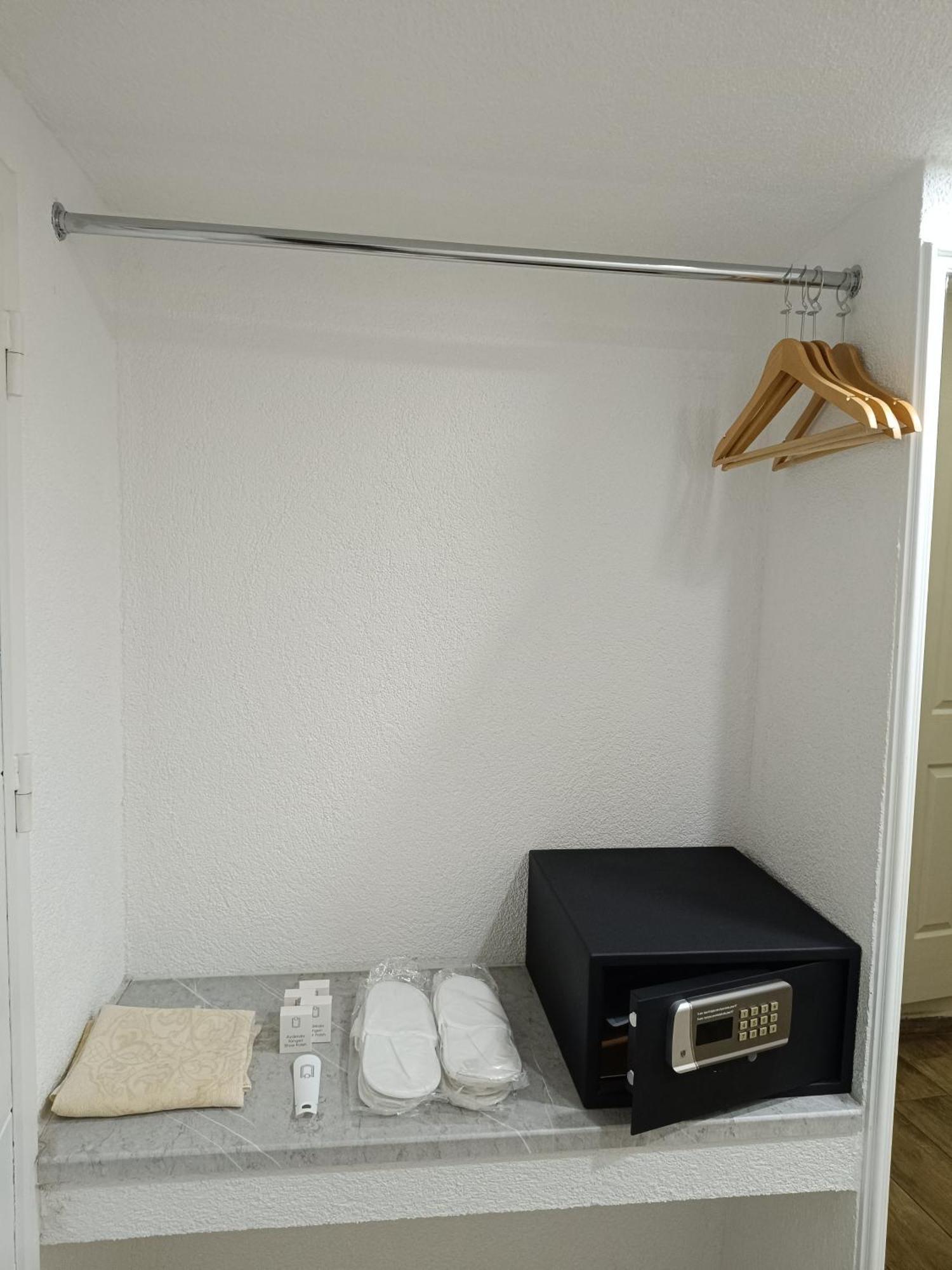 Budget Single Room