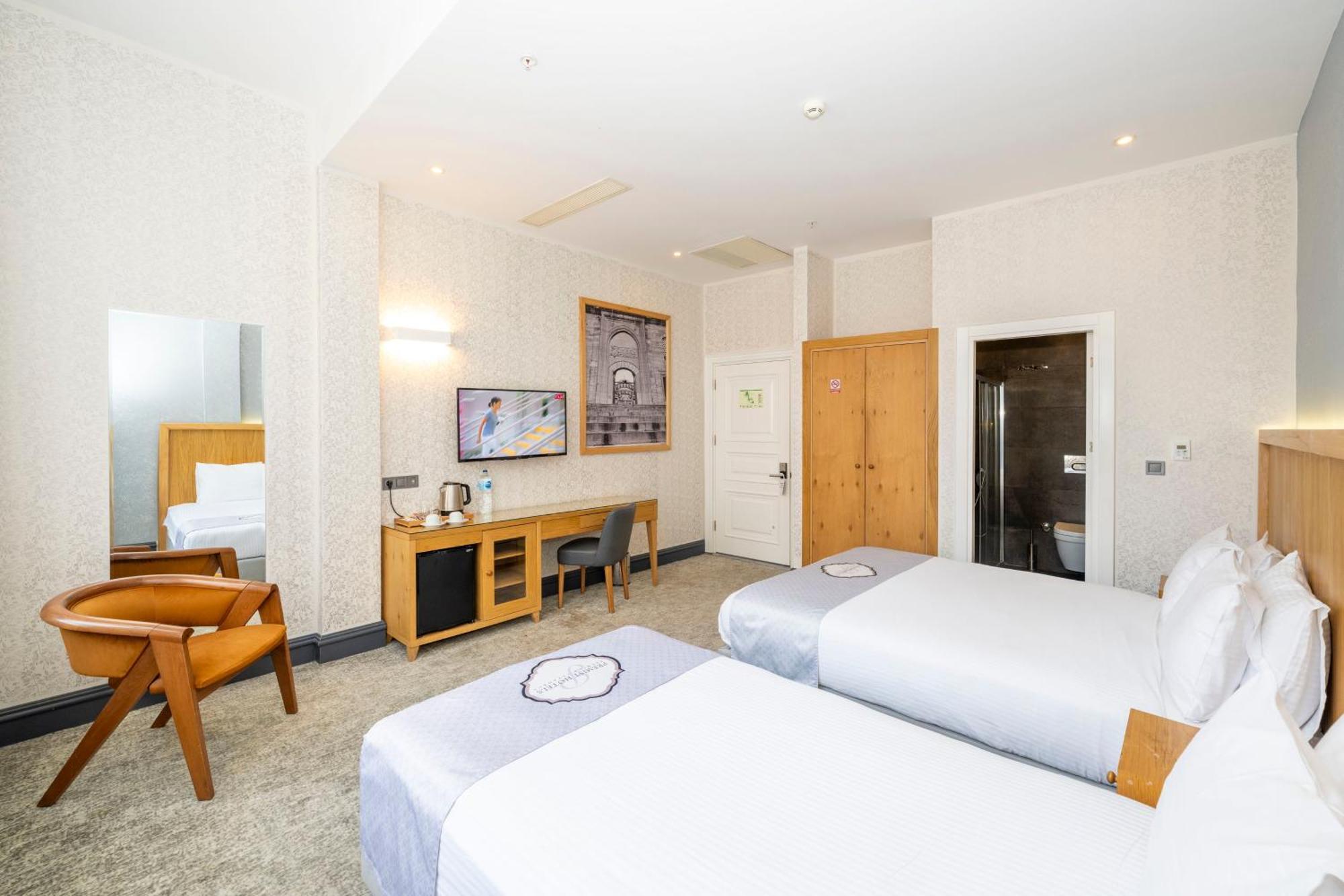 Standard Twin Room