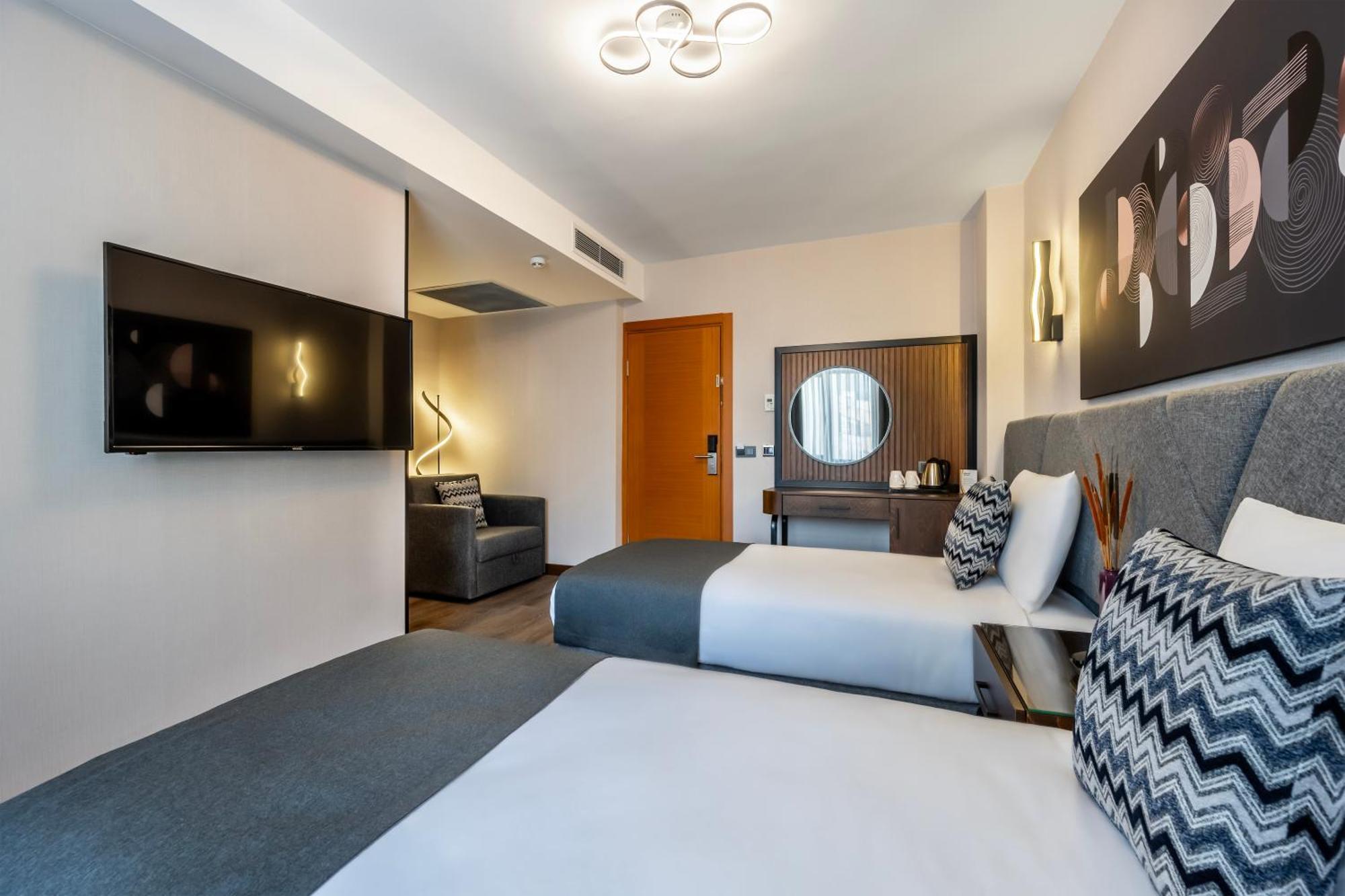 Deluxe Twin Room