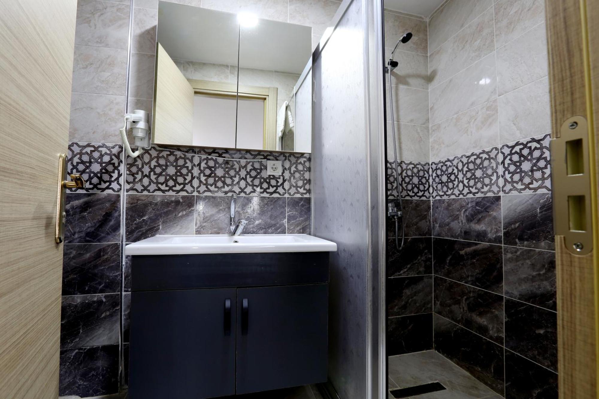 Large Double Room