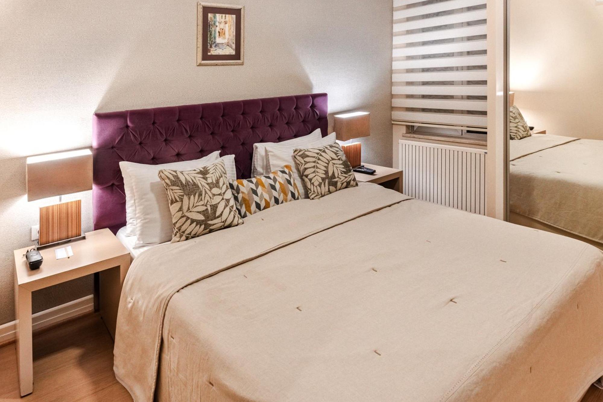 One Bedroom Apartment