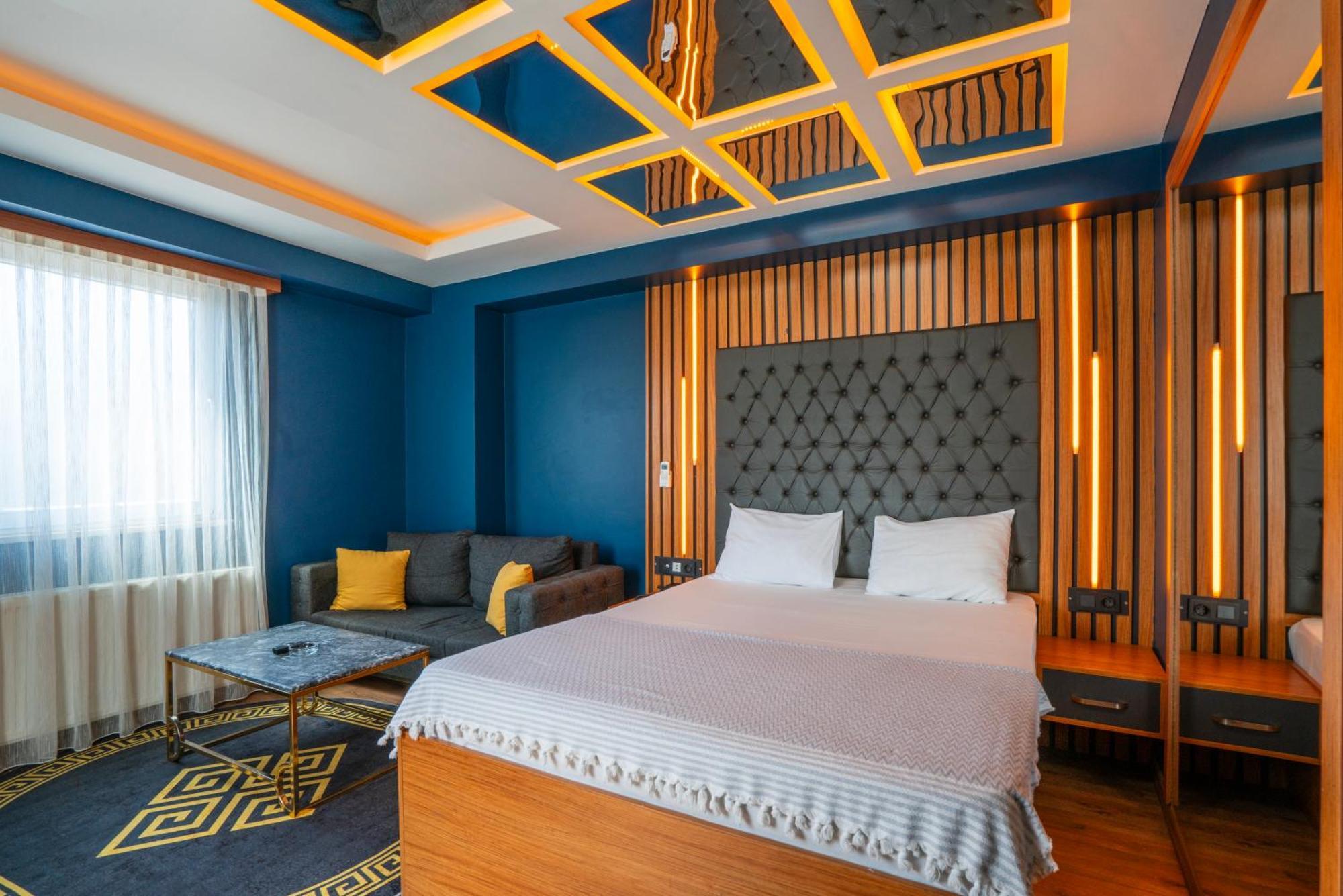 Large Double Room