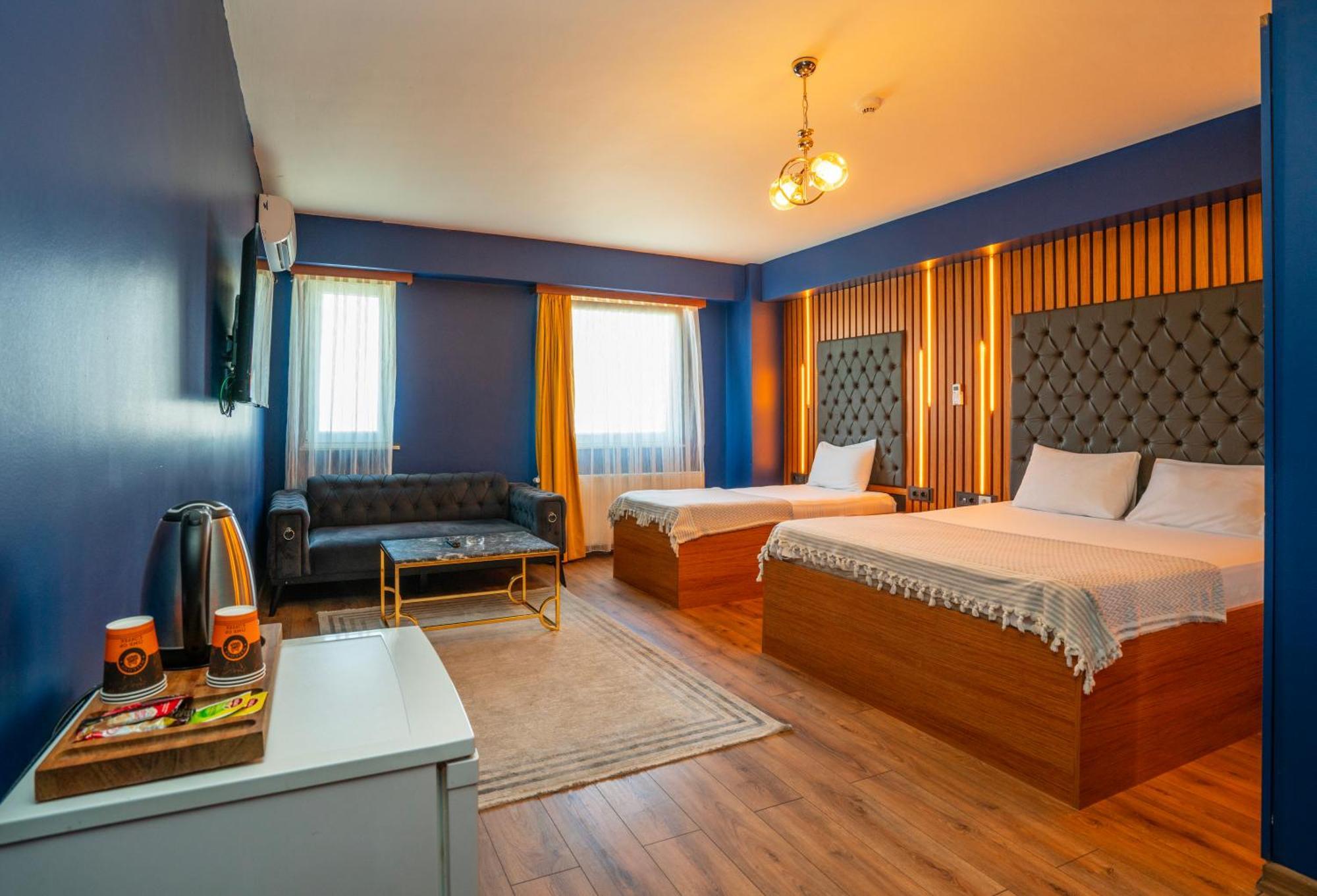 Deluxe Triple Room