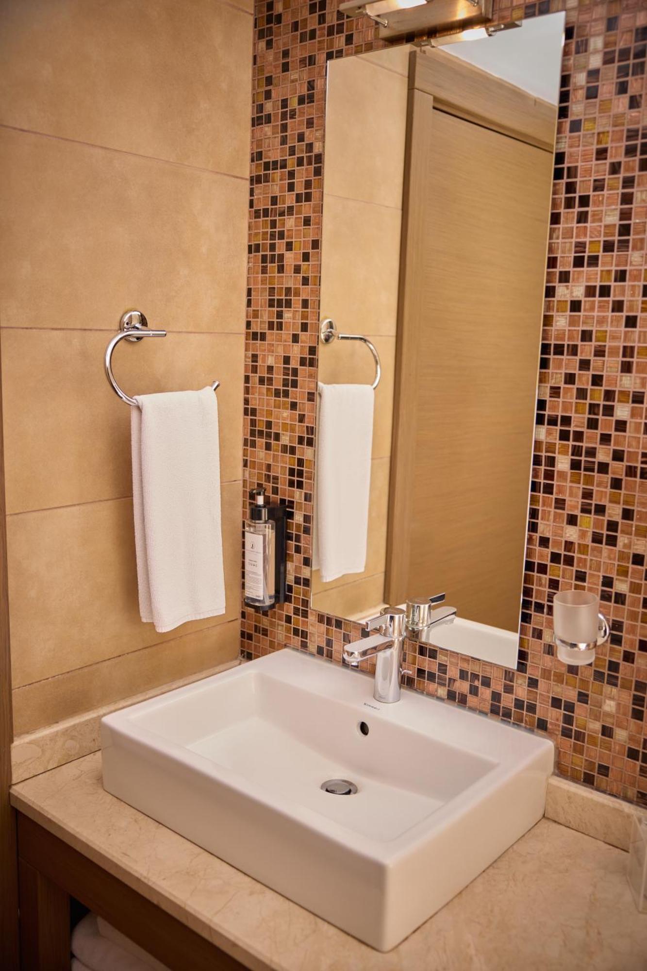Deluxe Double or Twin Room Access to Spa