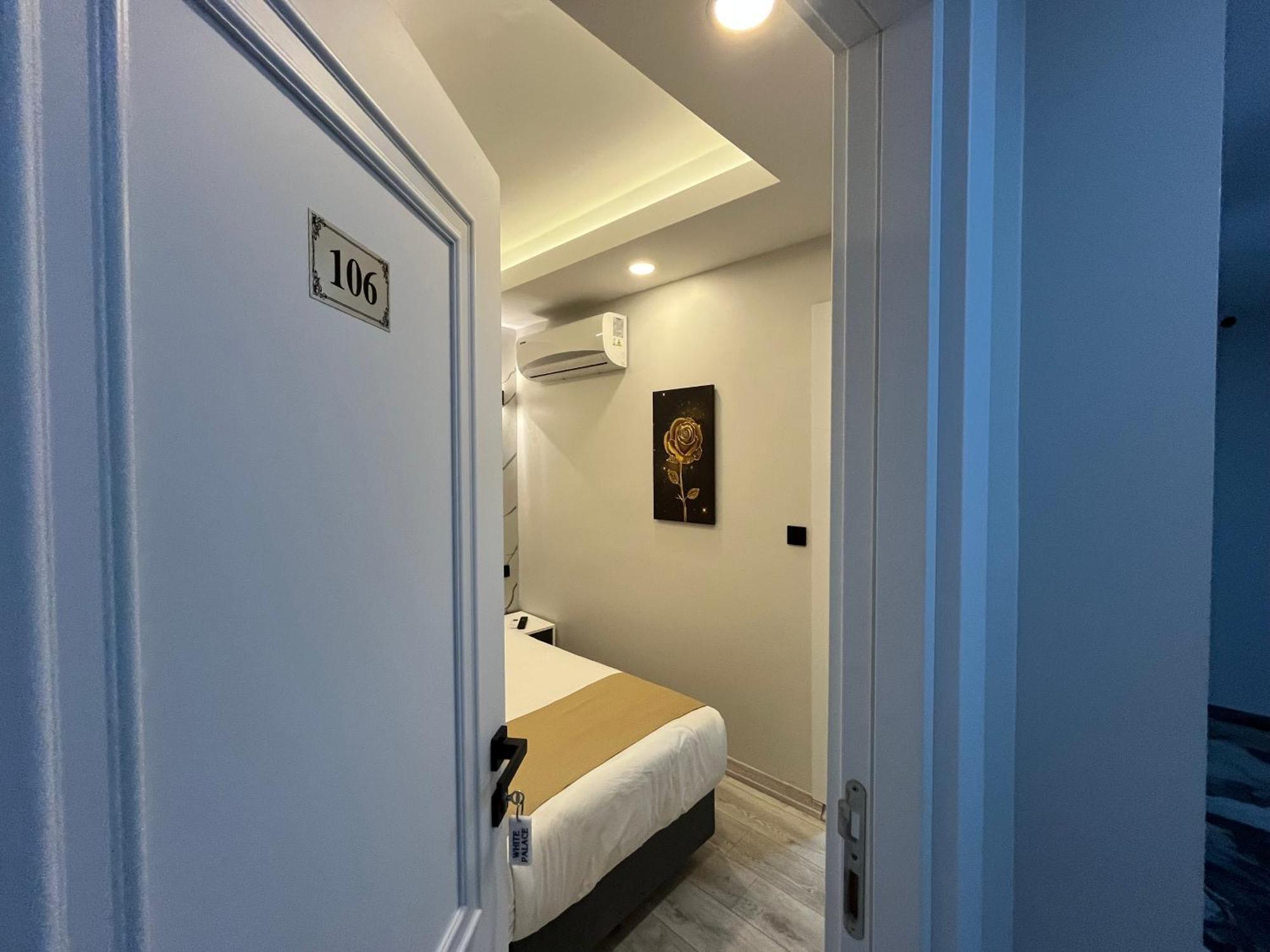 Single Room Private Bathroom