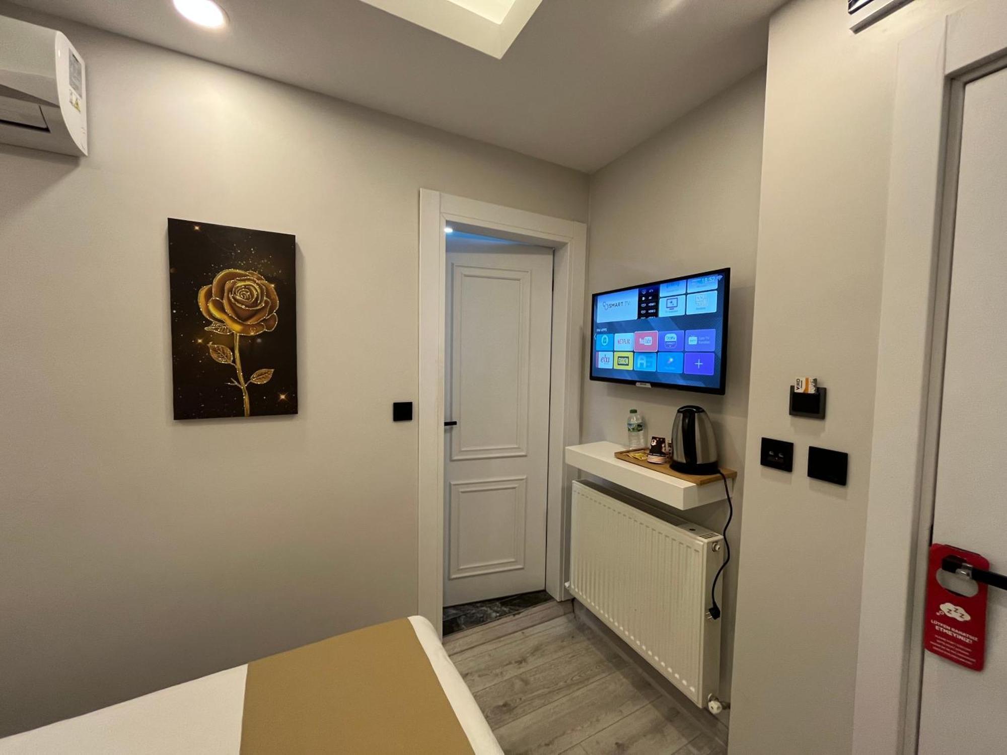 Single Room Private Bathroom