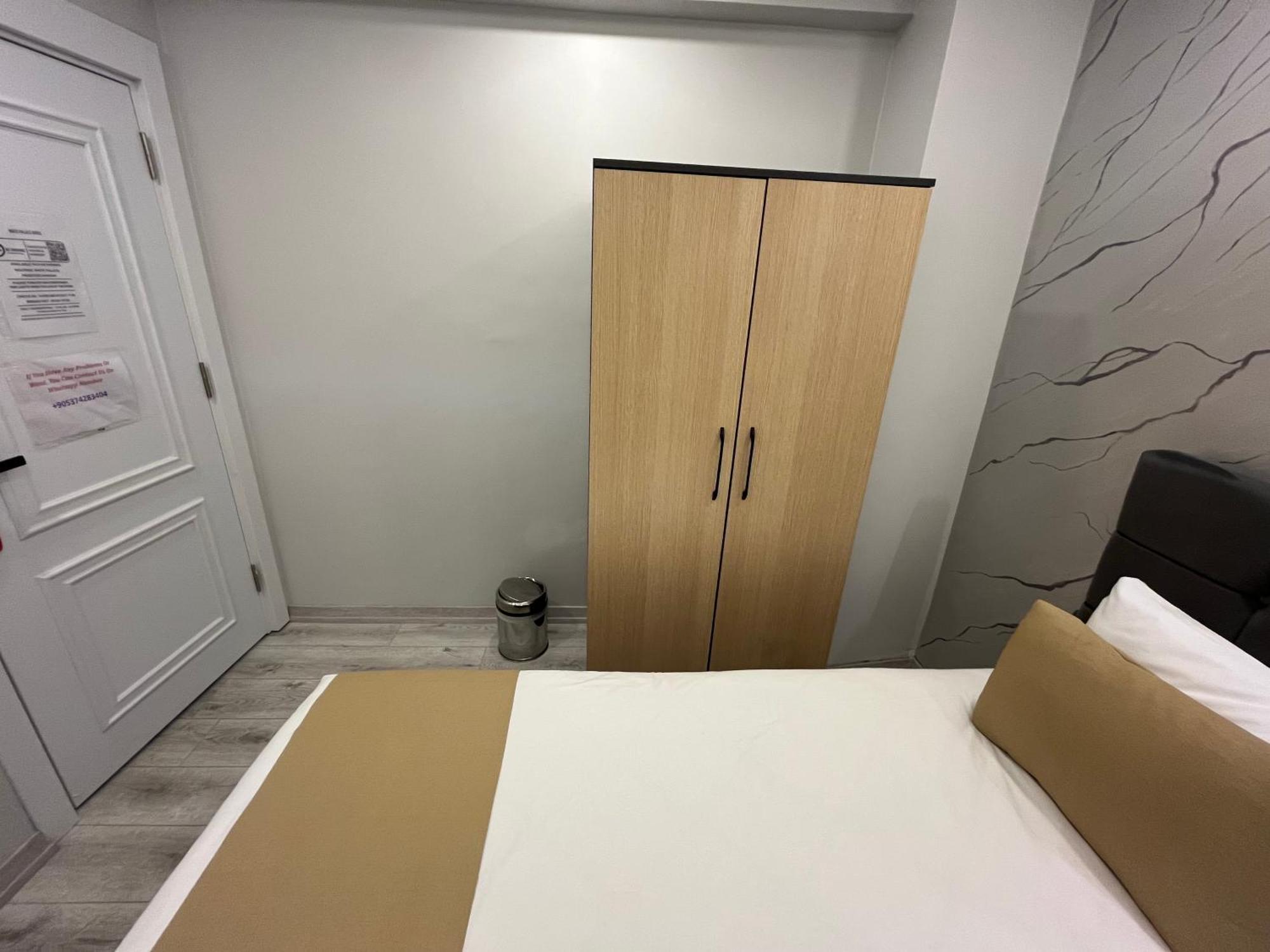 Single Room Private Bathroom