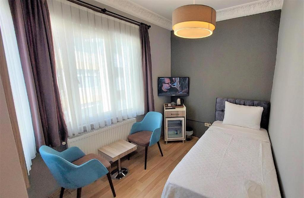 Standard Family Room
