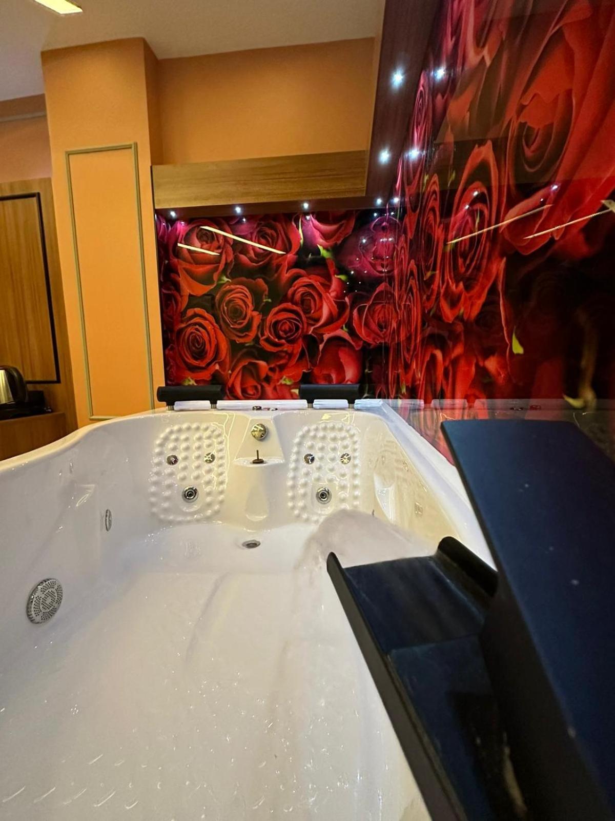 Double Room Spa Bath