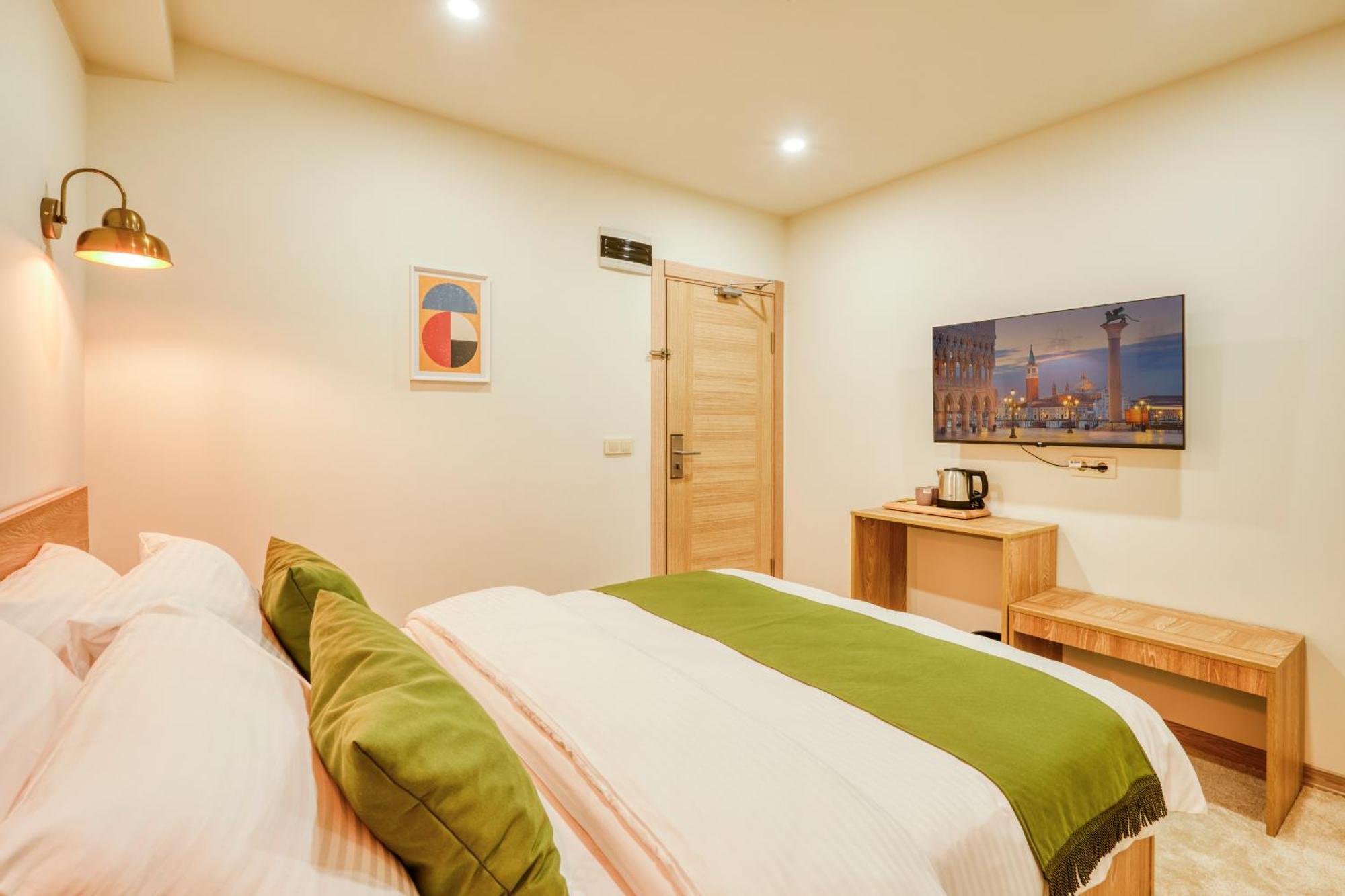 Standard Double Room without Windows