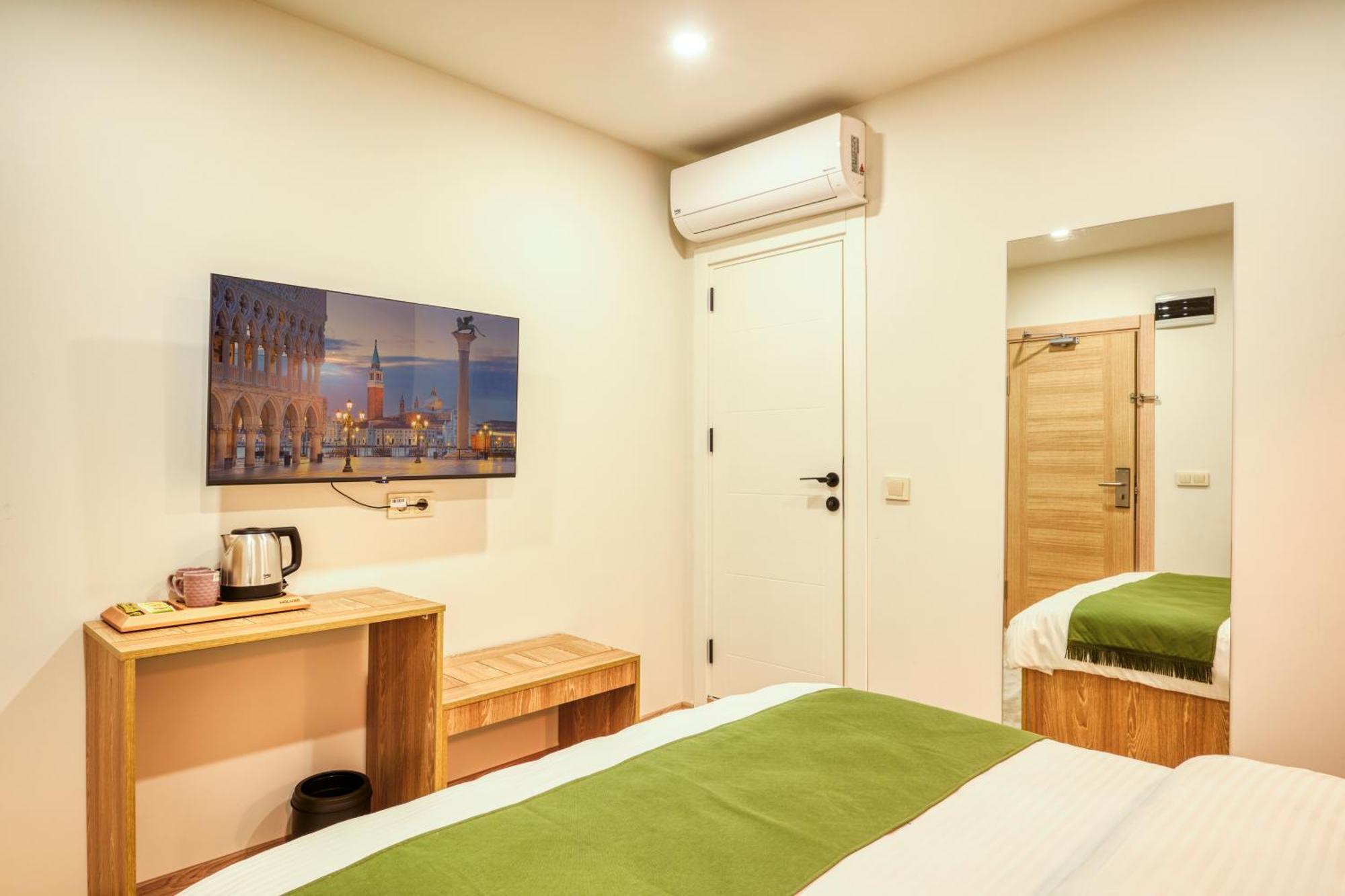 Standard Double Room without Windows