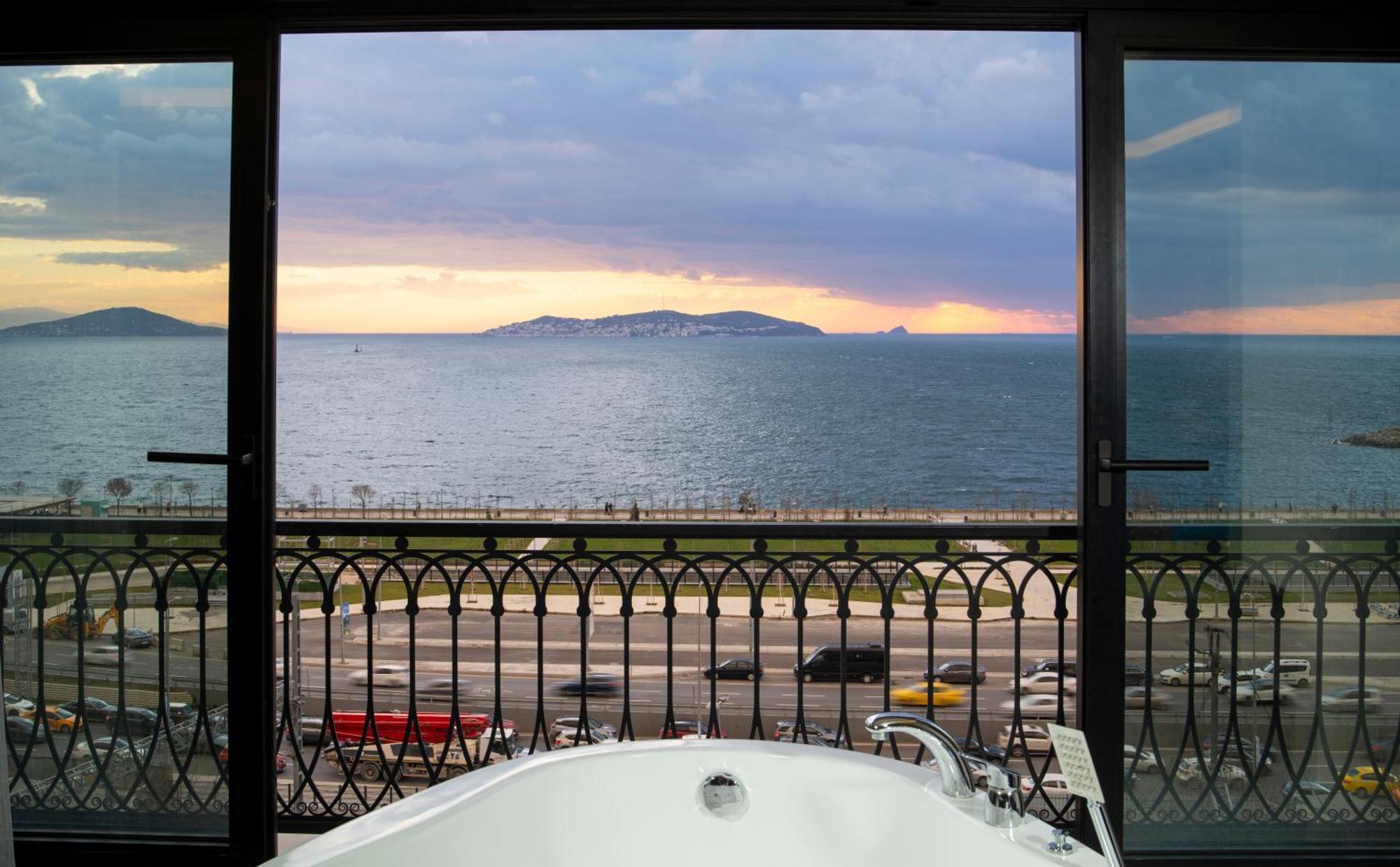 Deluxe Double Room Sea View
