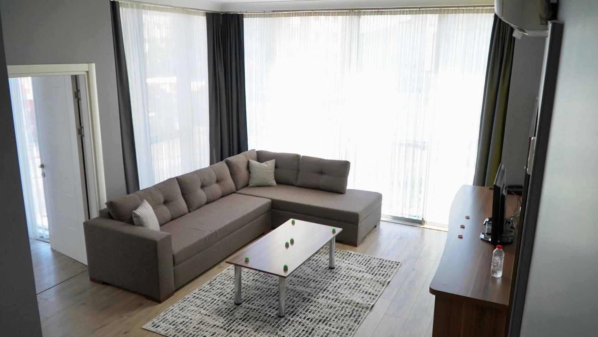 Standard Double Suite