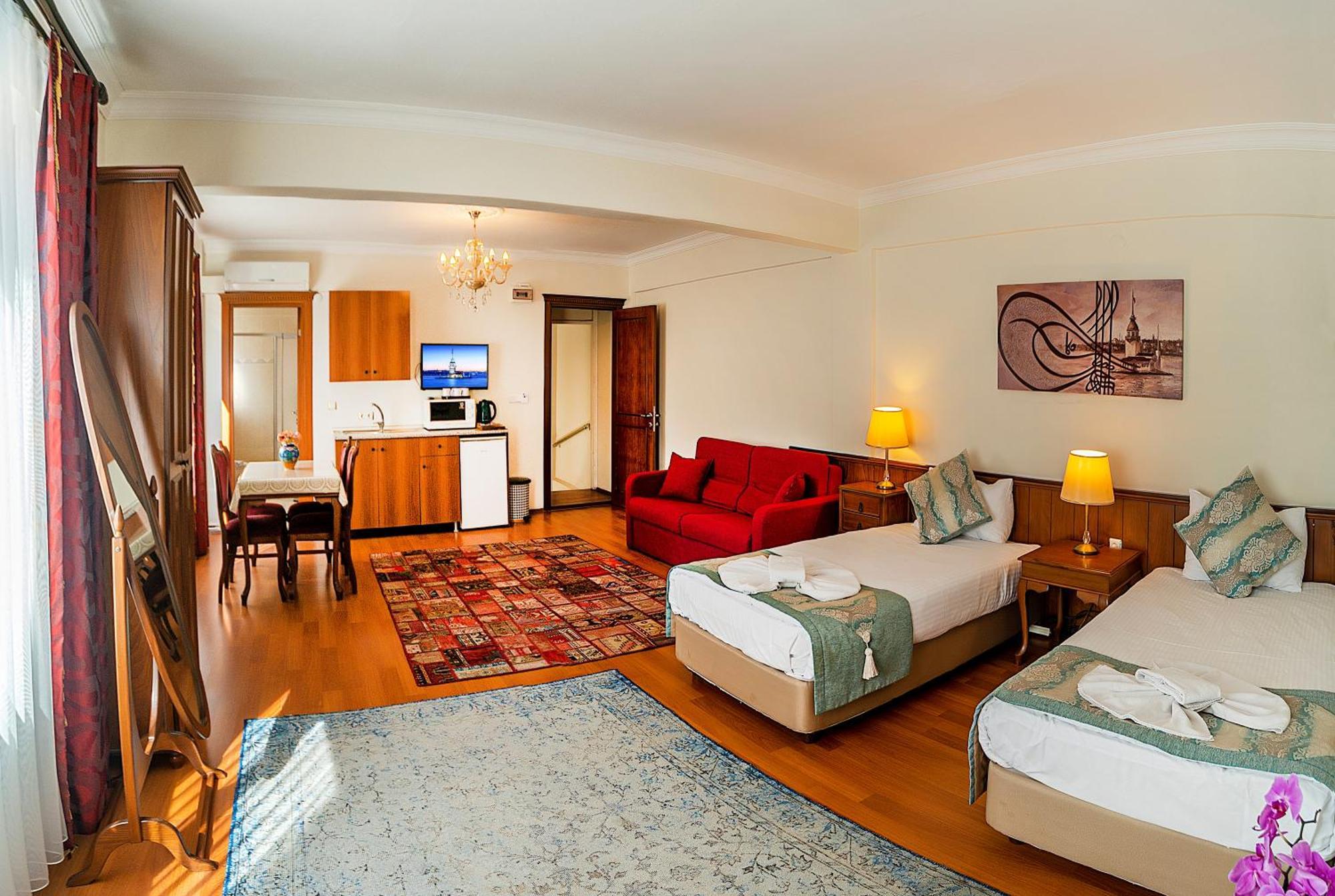 Deluxe Suite