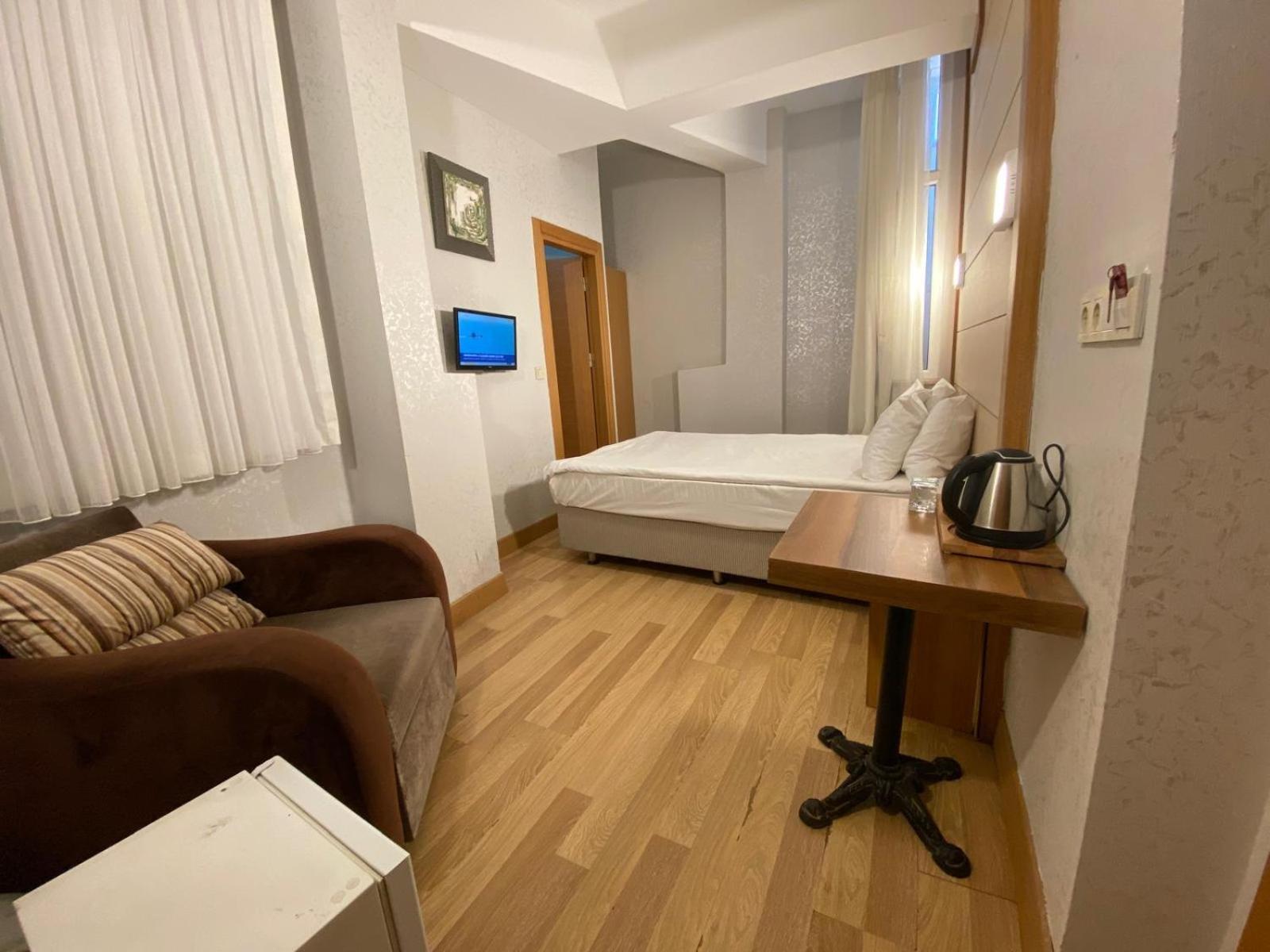 Budget Single Room