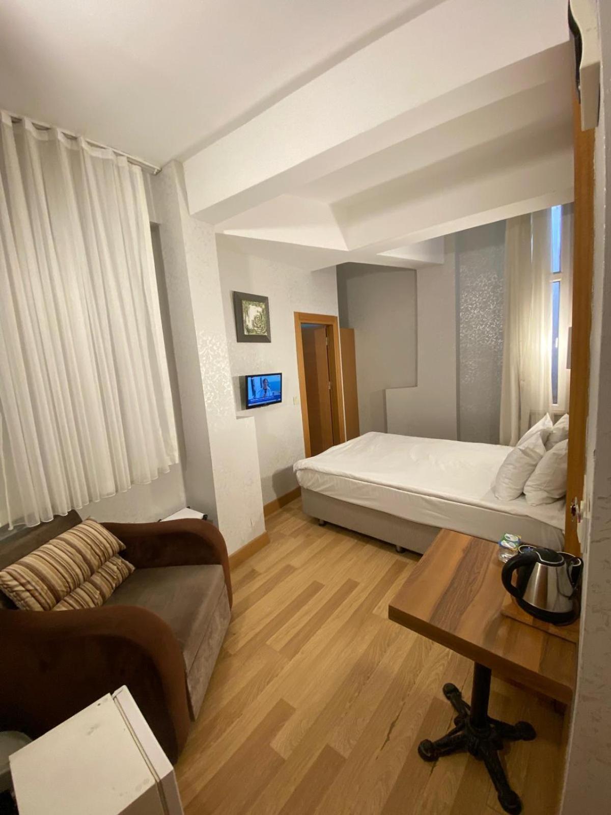 Budget Single Room