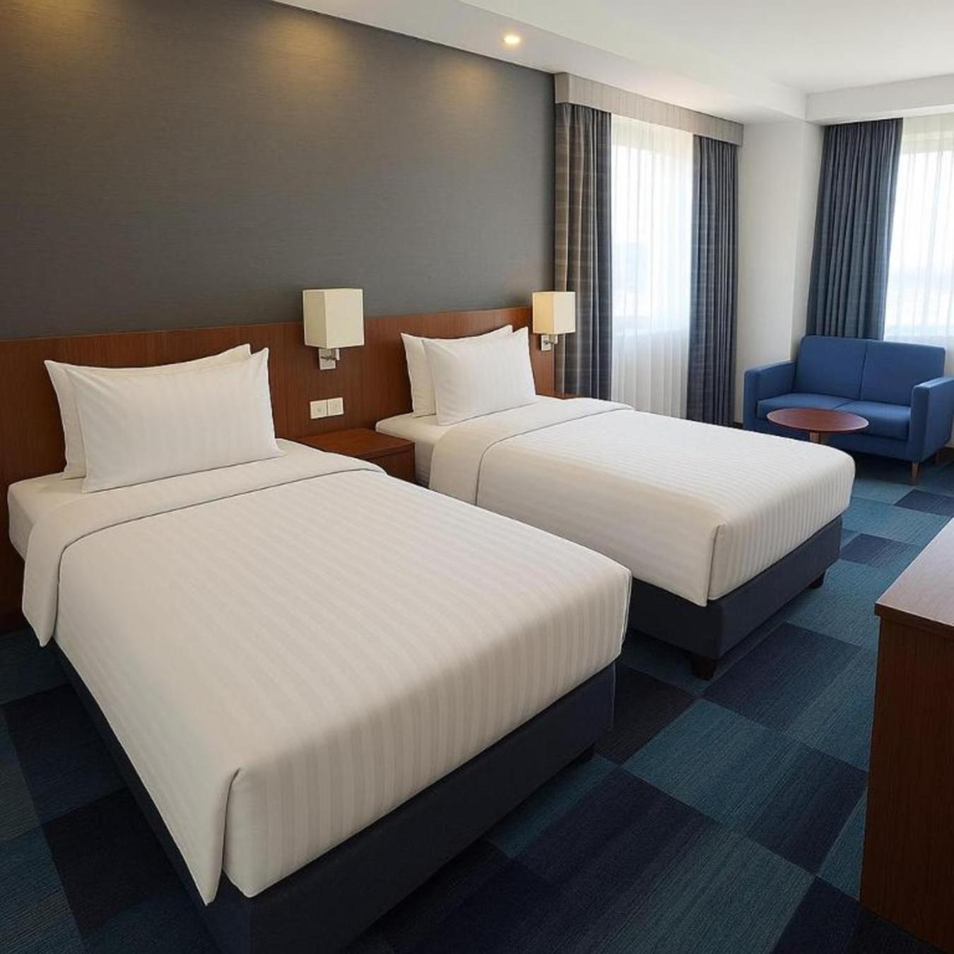 Deluxe Room City or Partial Bosphorus View