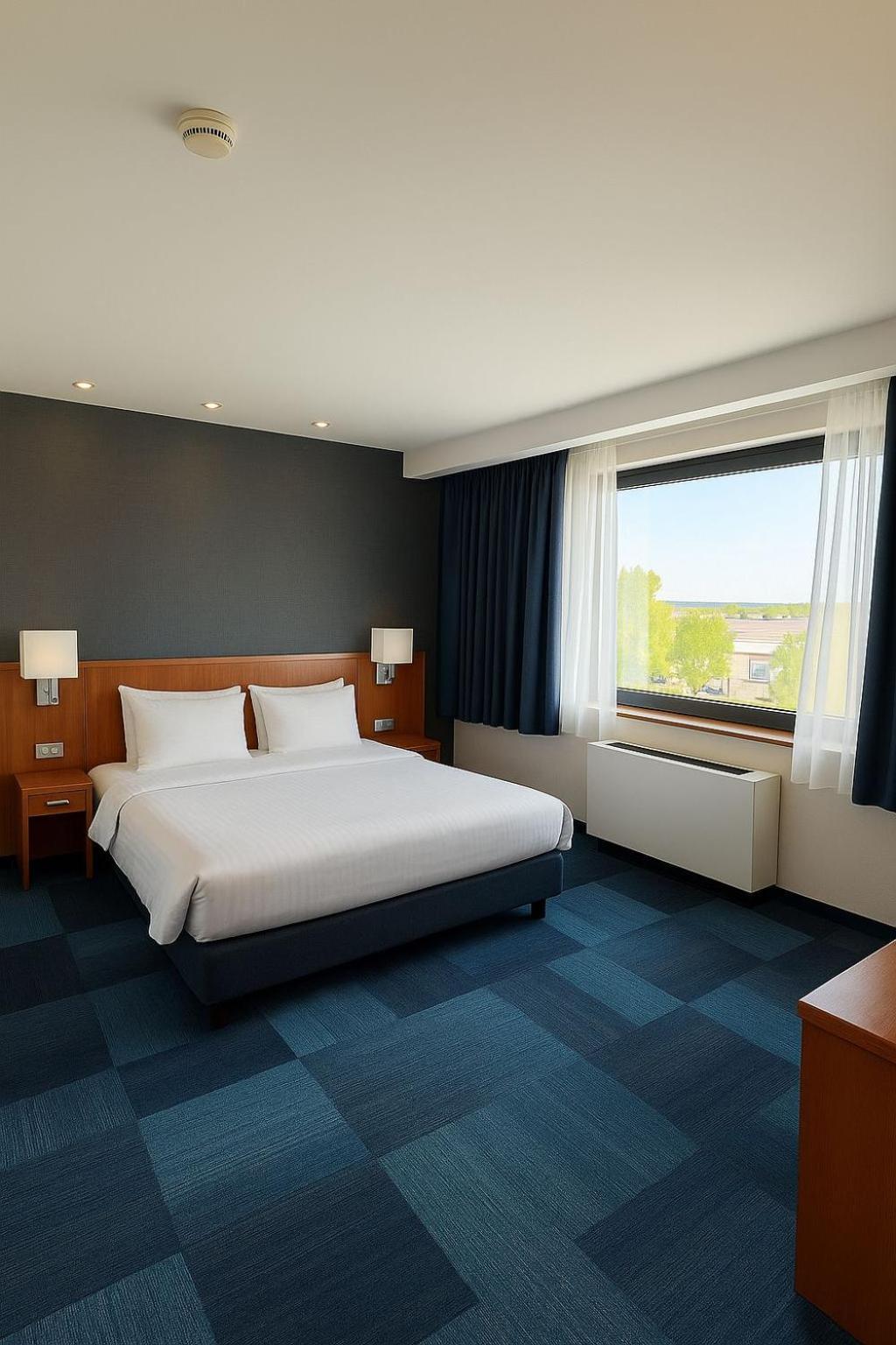 Deluxe Room City or Partial Bosphorus View