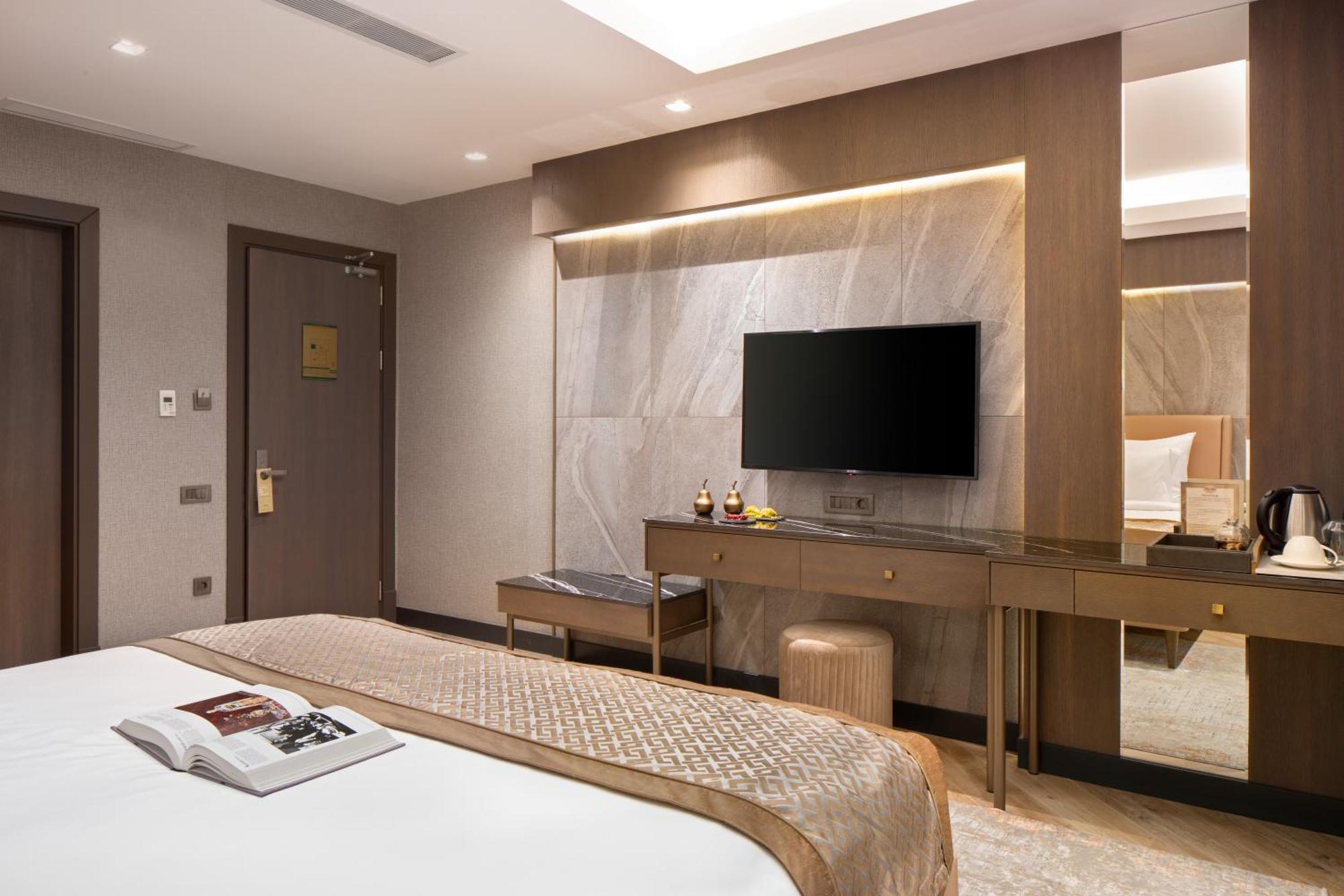 Premier Room Balcony