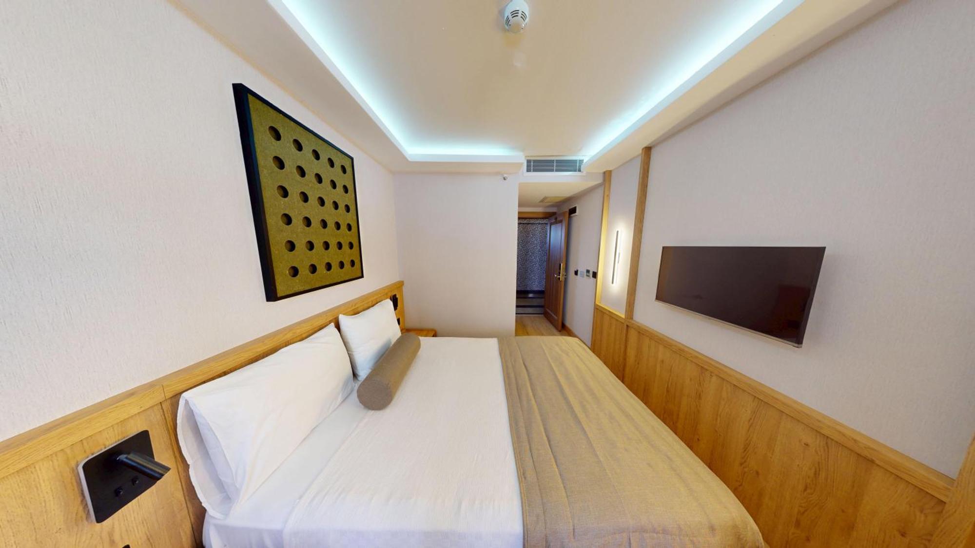 Economy Single Room