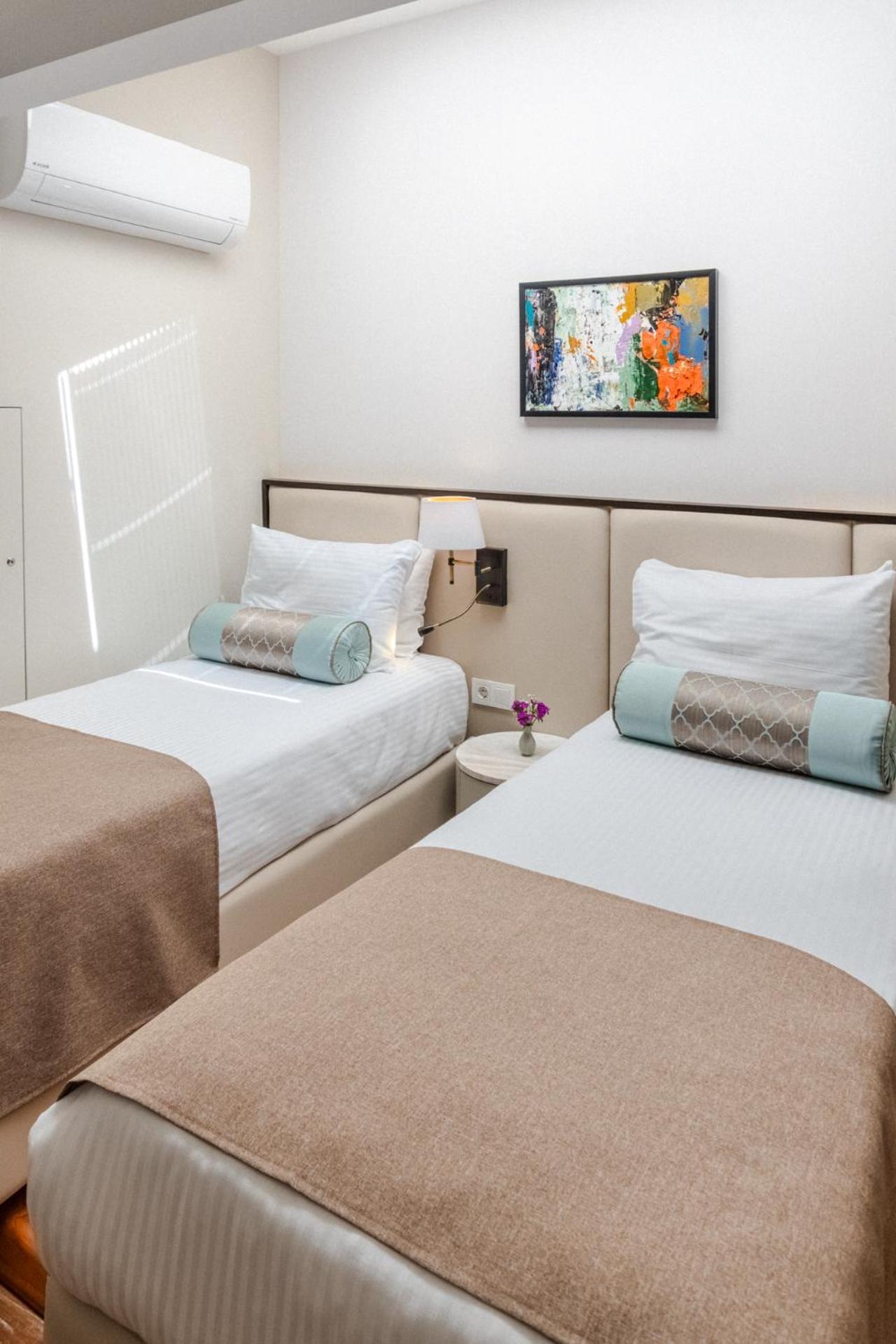 Five-Bedroom Premium Apartment