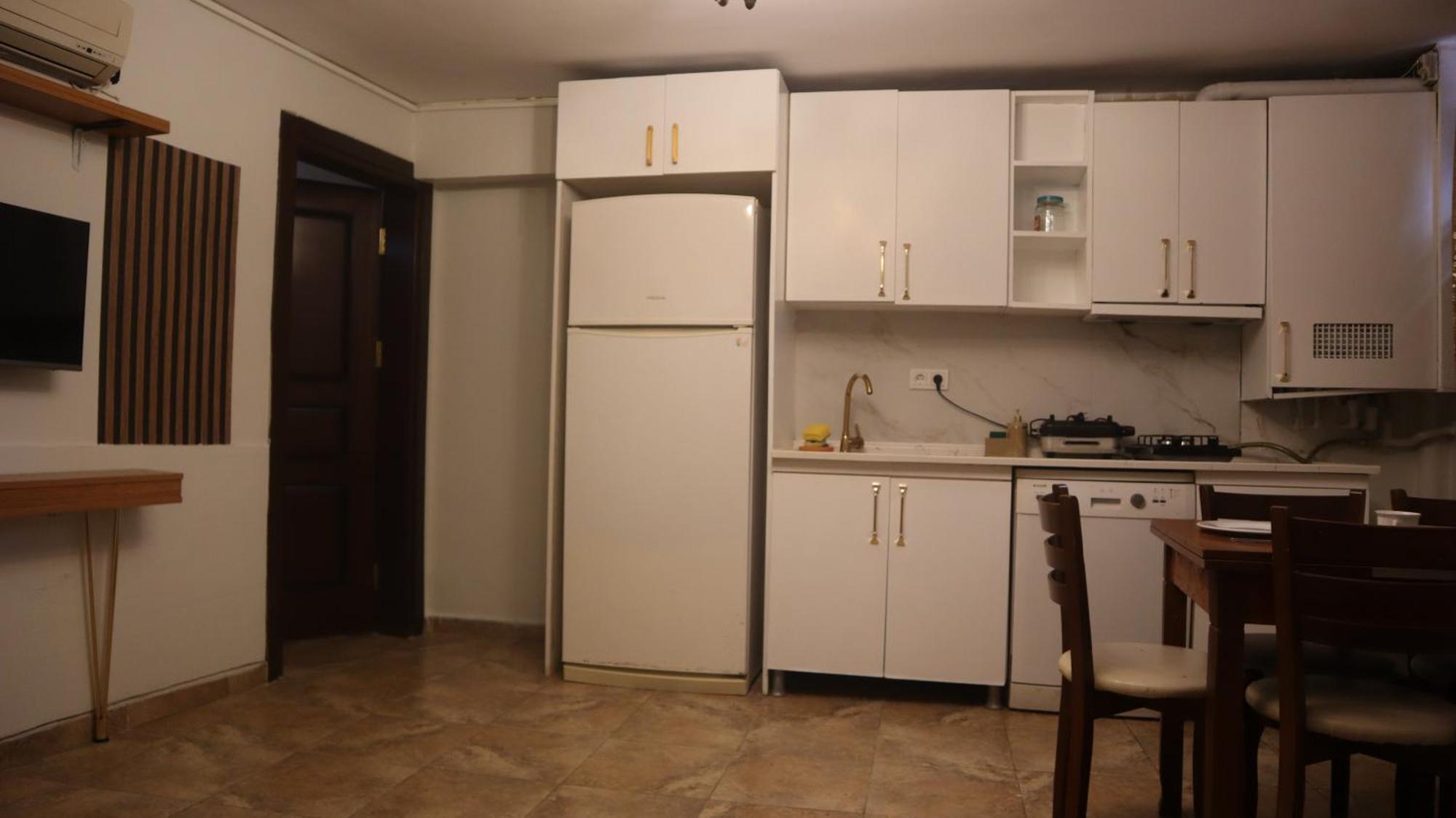 Economy Apartment Basement