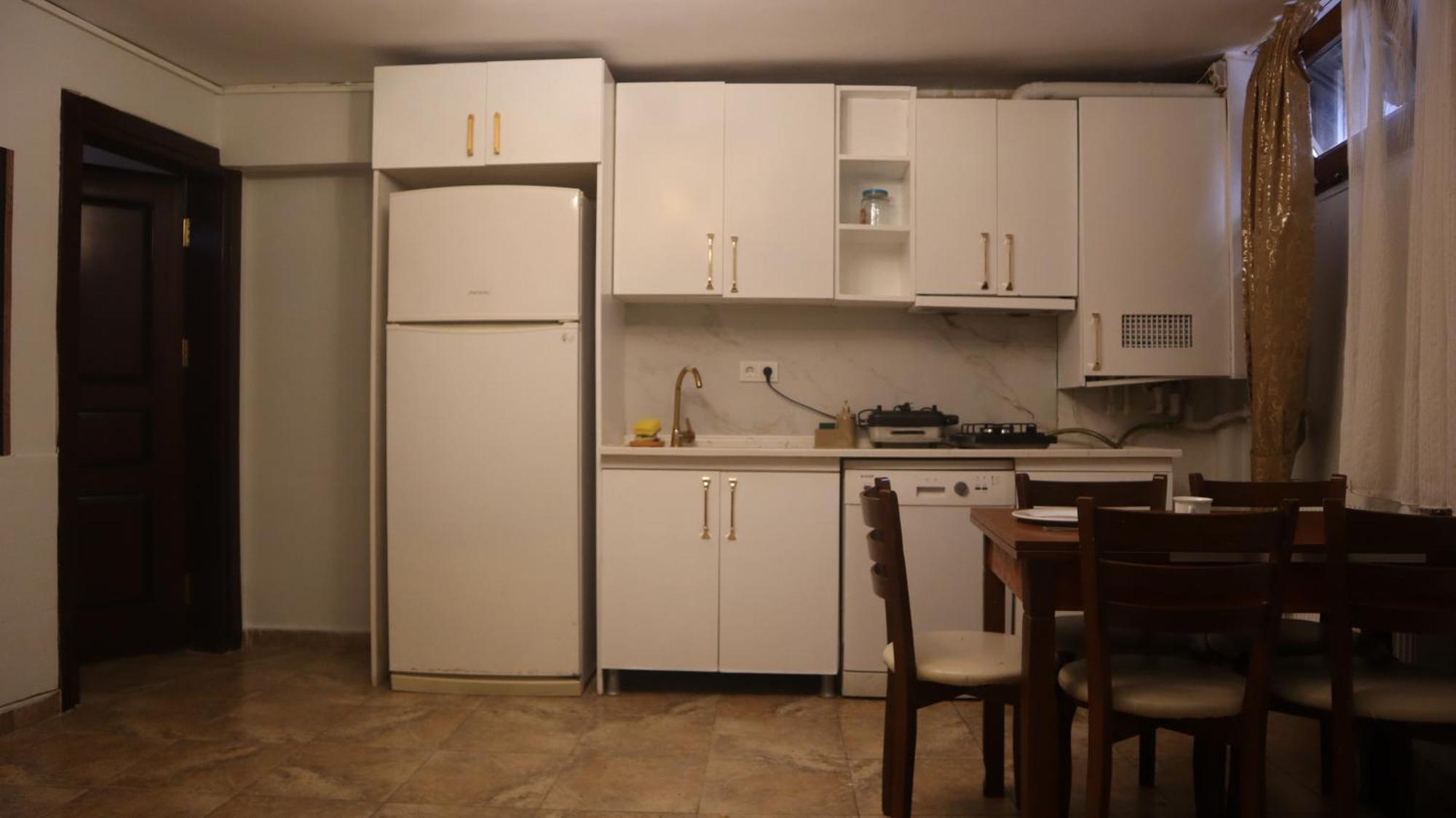 Economy Apartment Basement