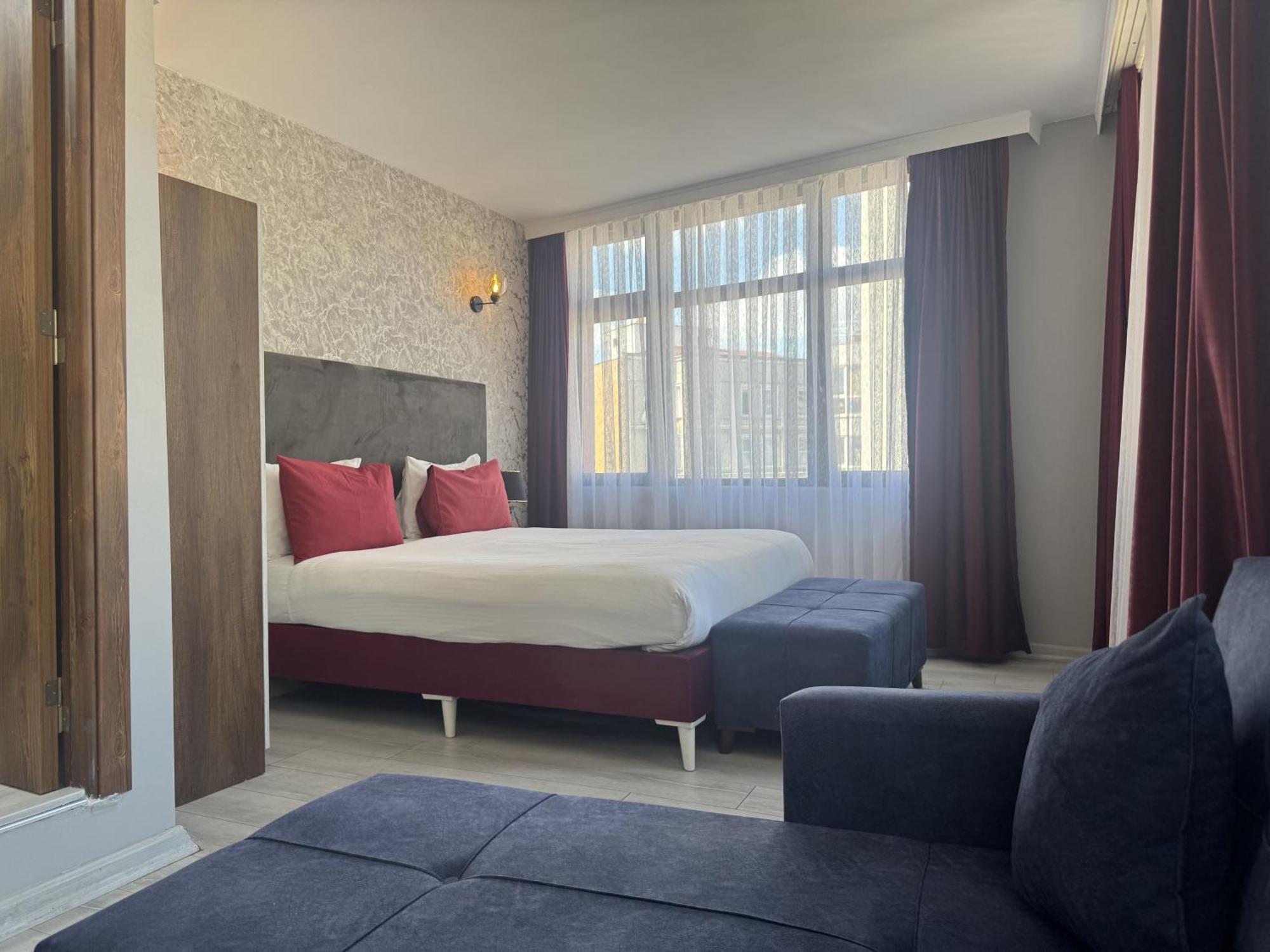 Superior Suite