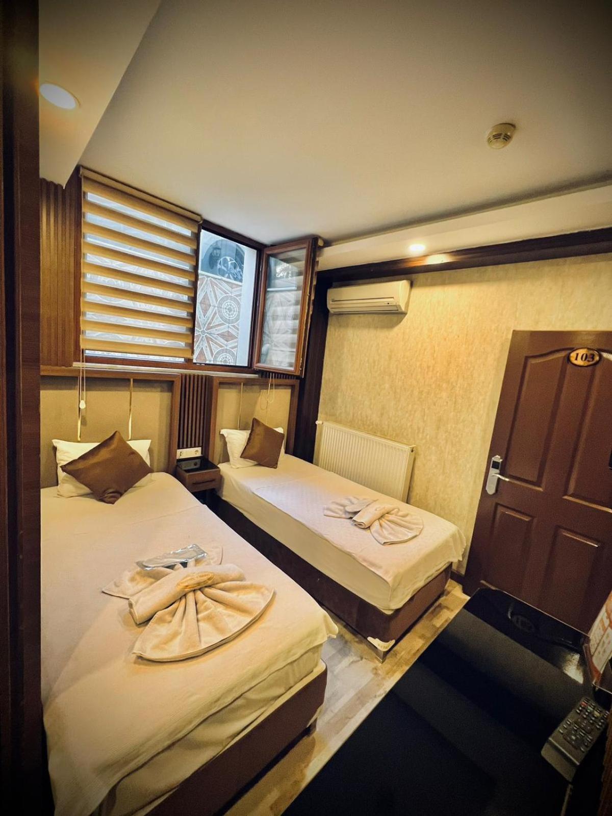 Economy Twin Room