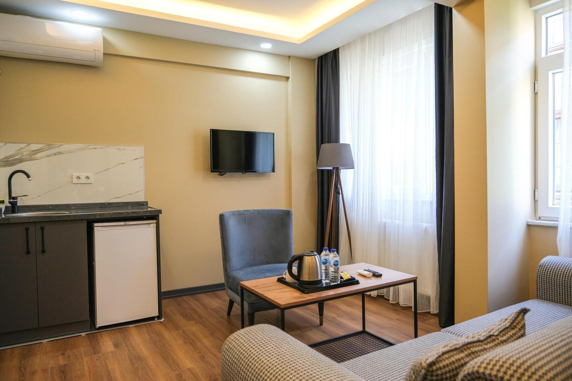 Superior Apartment