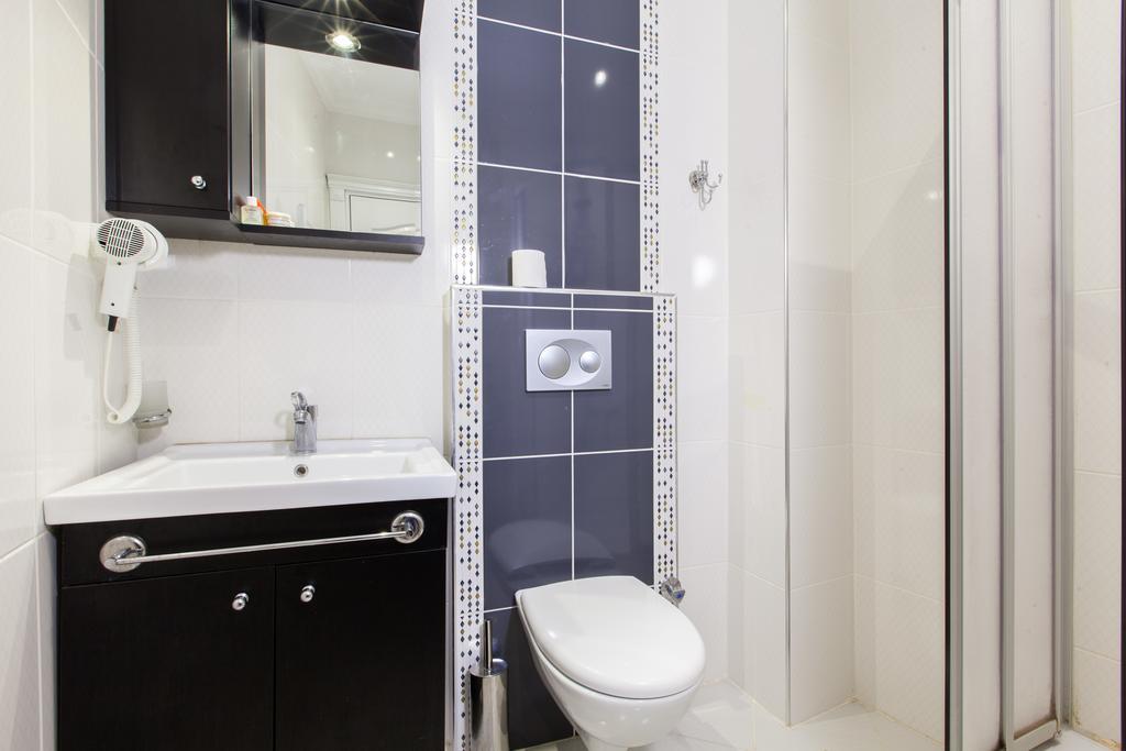 Two-Bedroom Family Suite