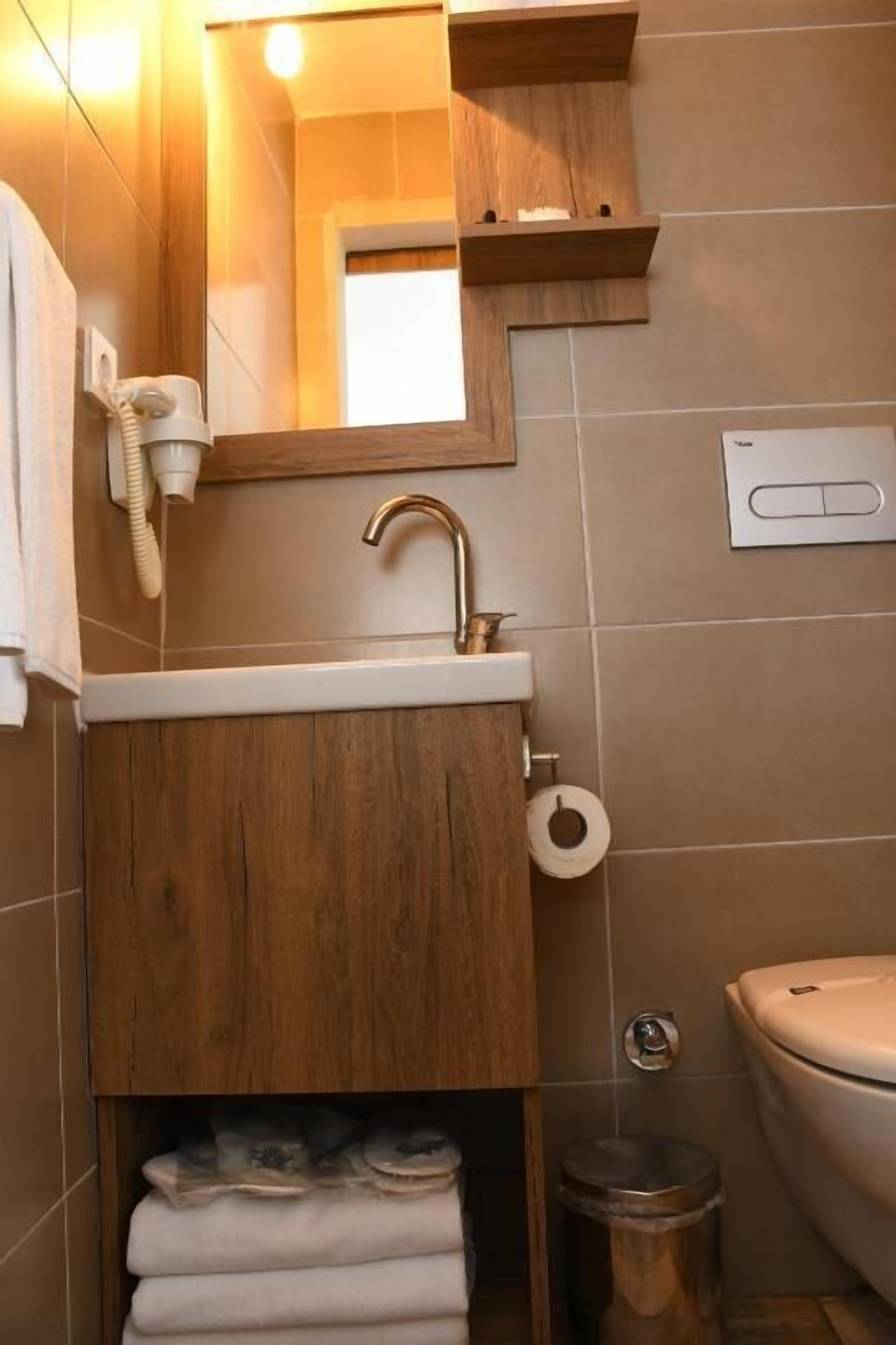 Economy Double Room Basement
