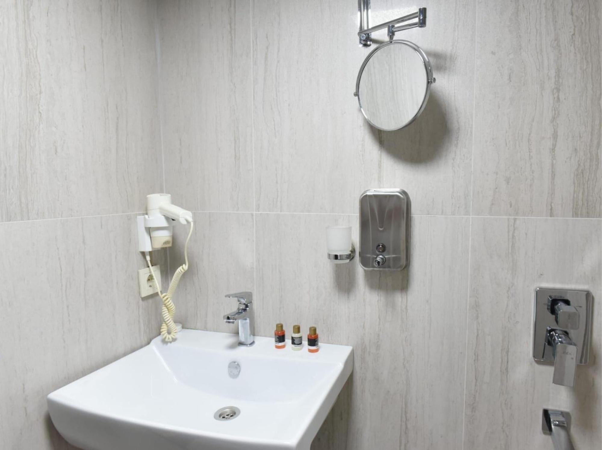 Budget Triple Room