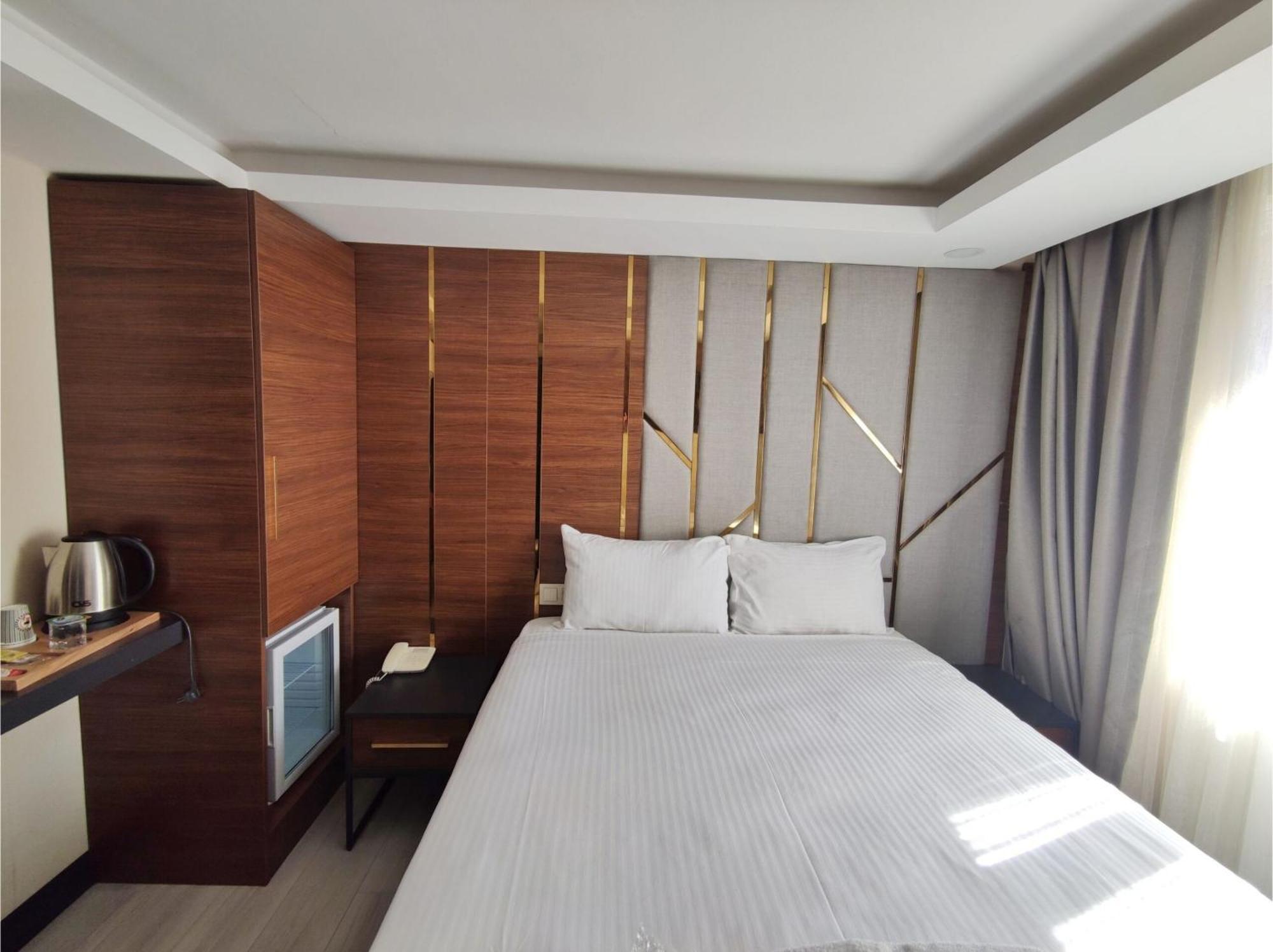 Economy Double Room