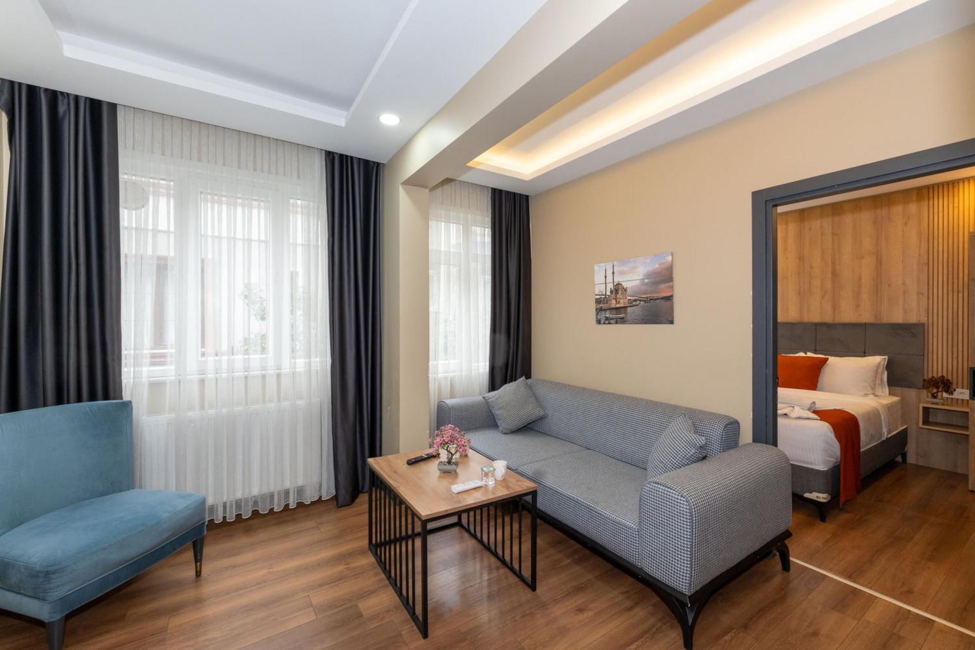 Superior Apartment
