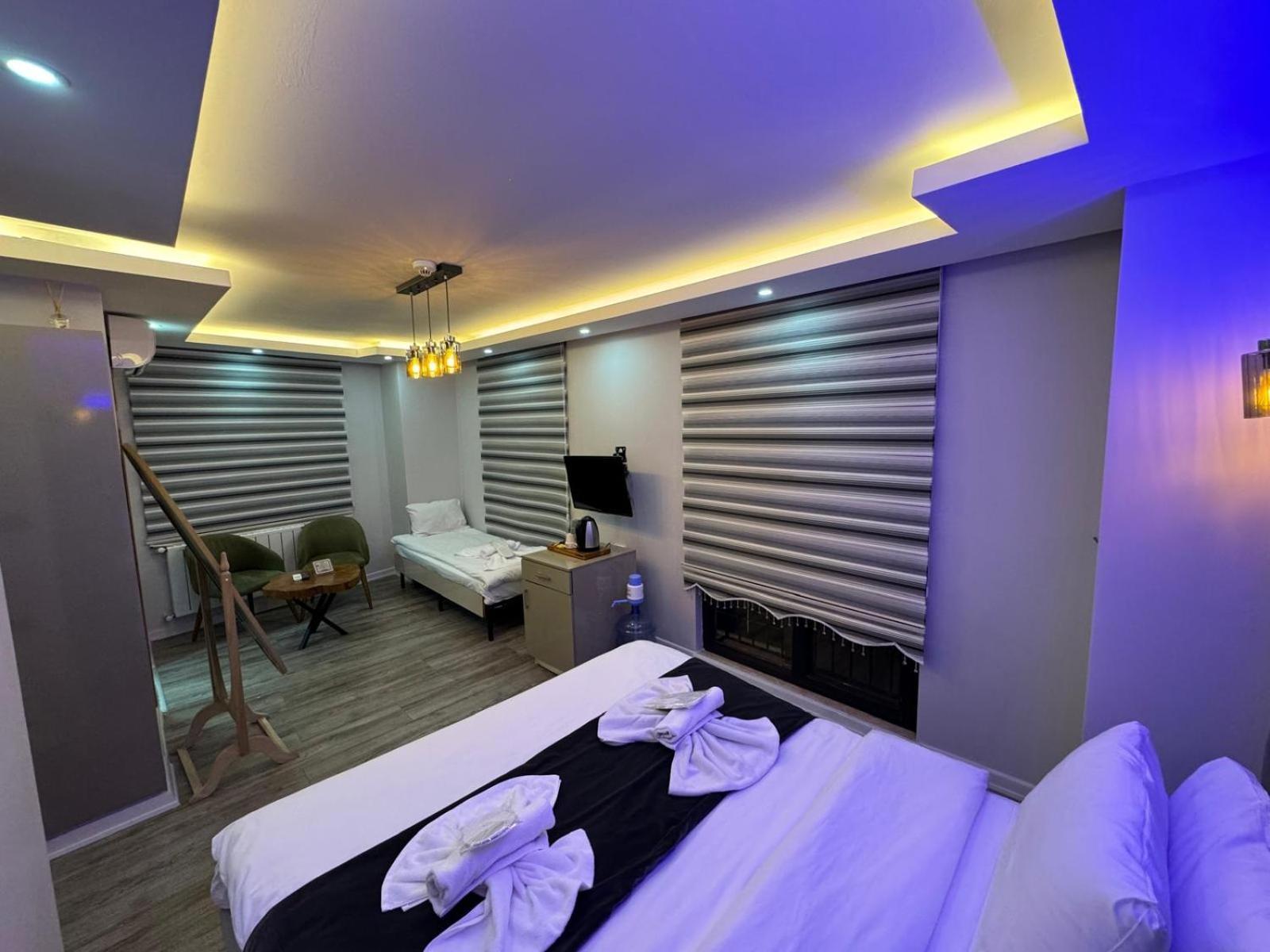 Deluxe Triple Room