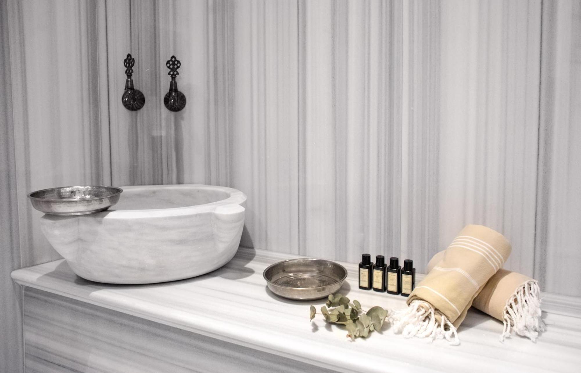 Hammam Suite
