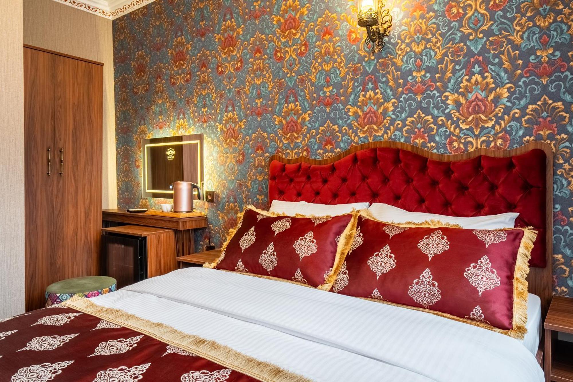 Standard King Room