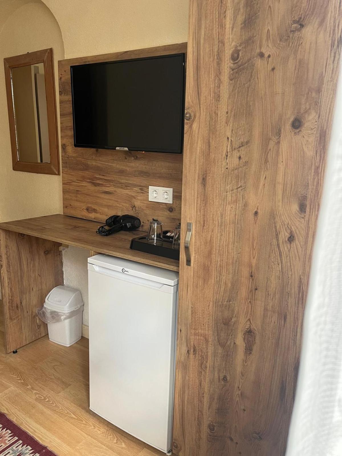 Economy Twin Room
